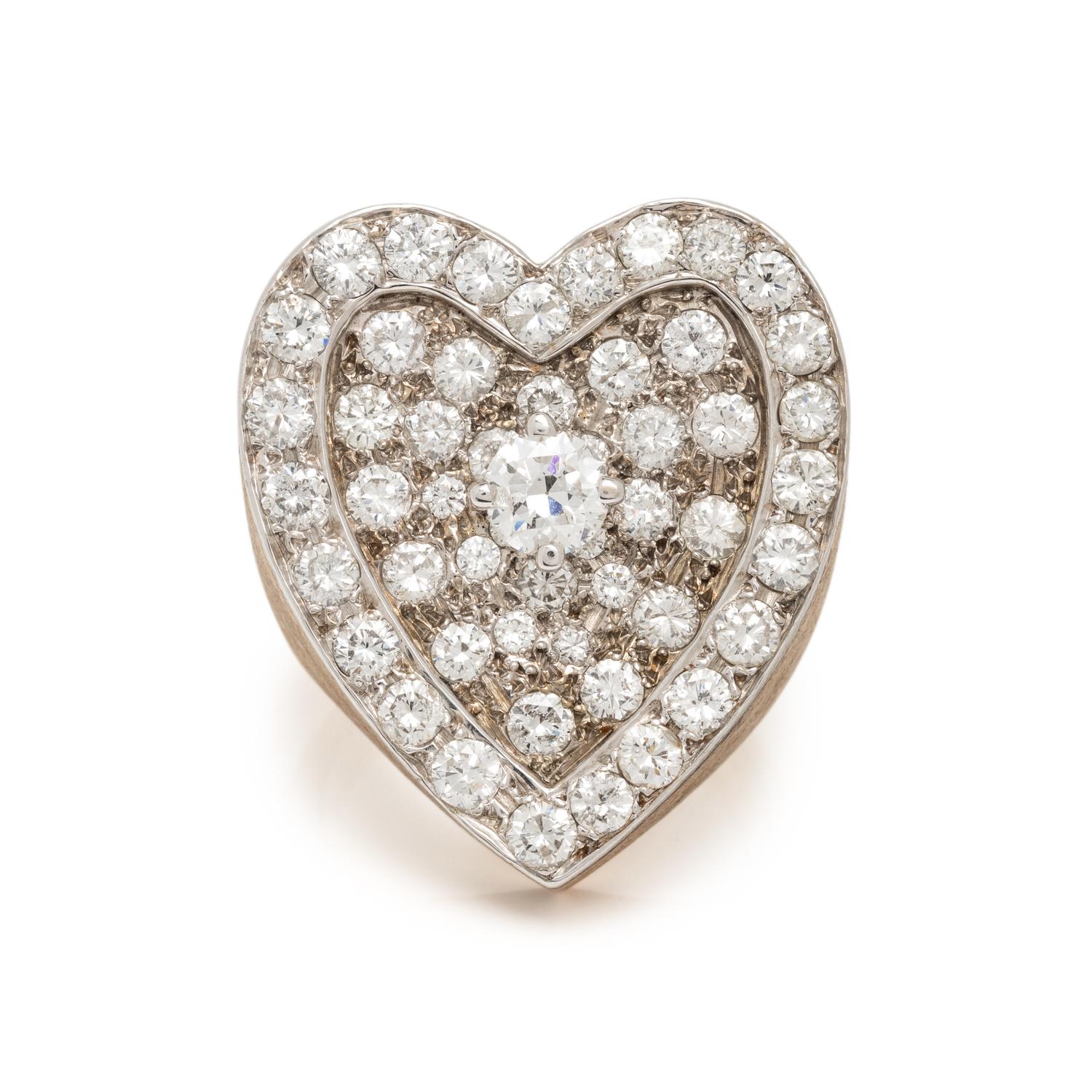 DIAMOND HEART RING