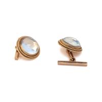 YELLOW GOLD AND MOONSTONE CUFFLINKS