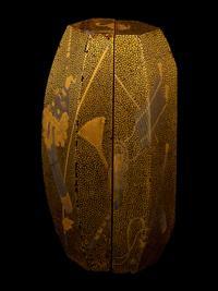 A Japanese Gold Lacquer Drum-Form Covered Box, Kobako