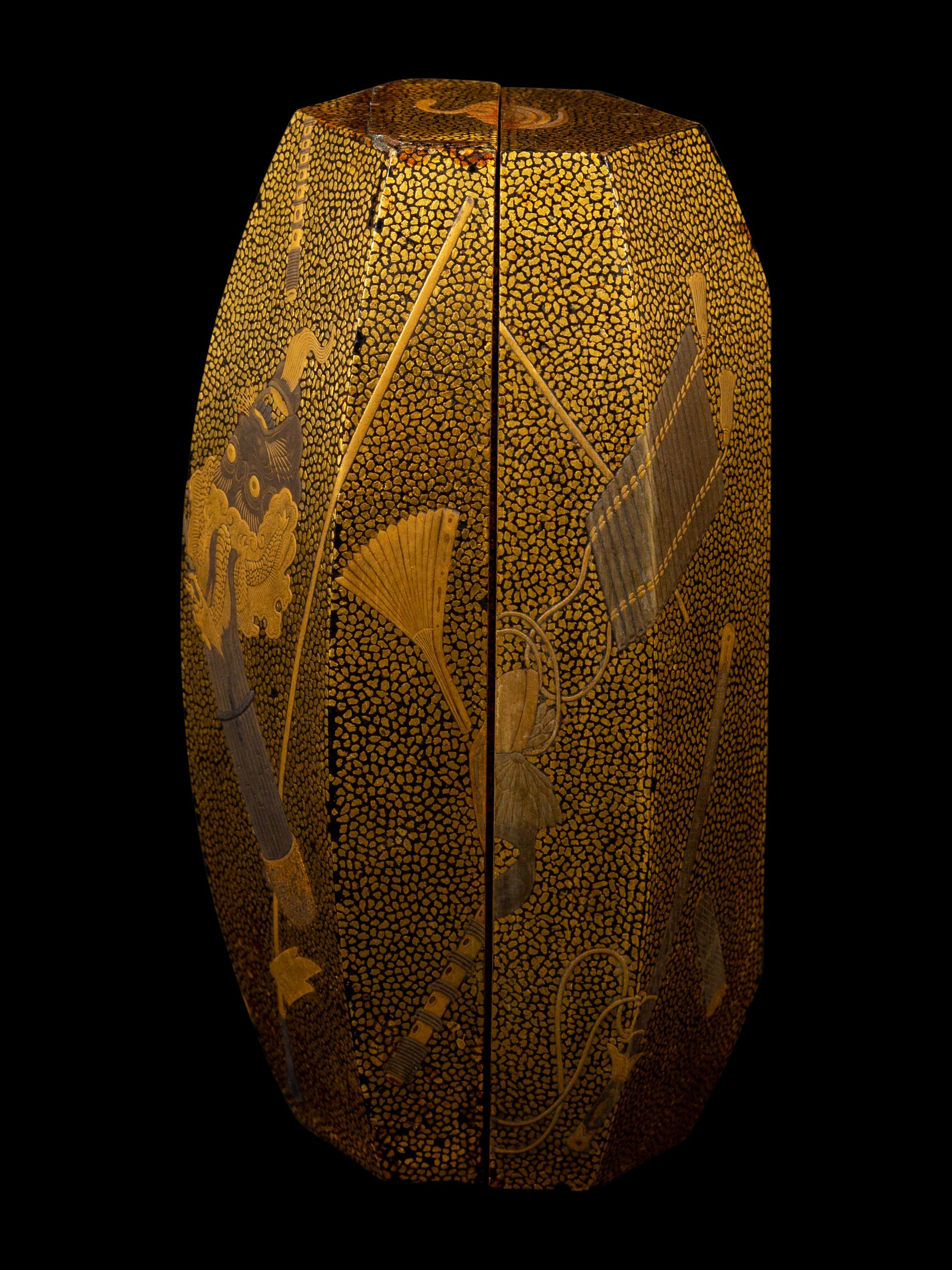 A Japanese Gold Lacquer Drum-Form Covered Box, Kobako
