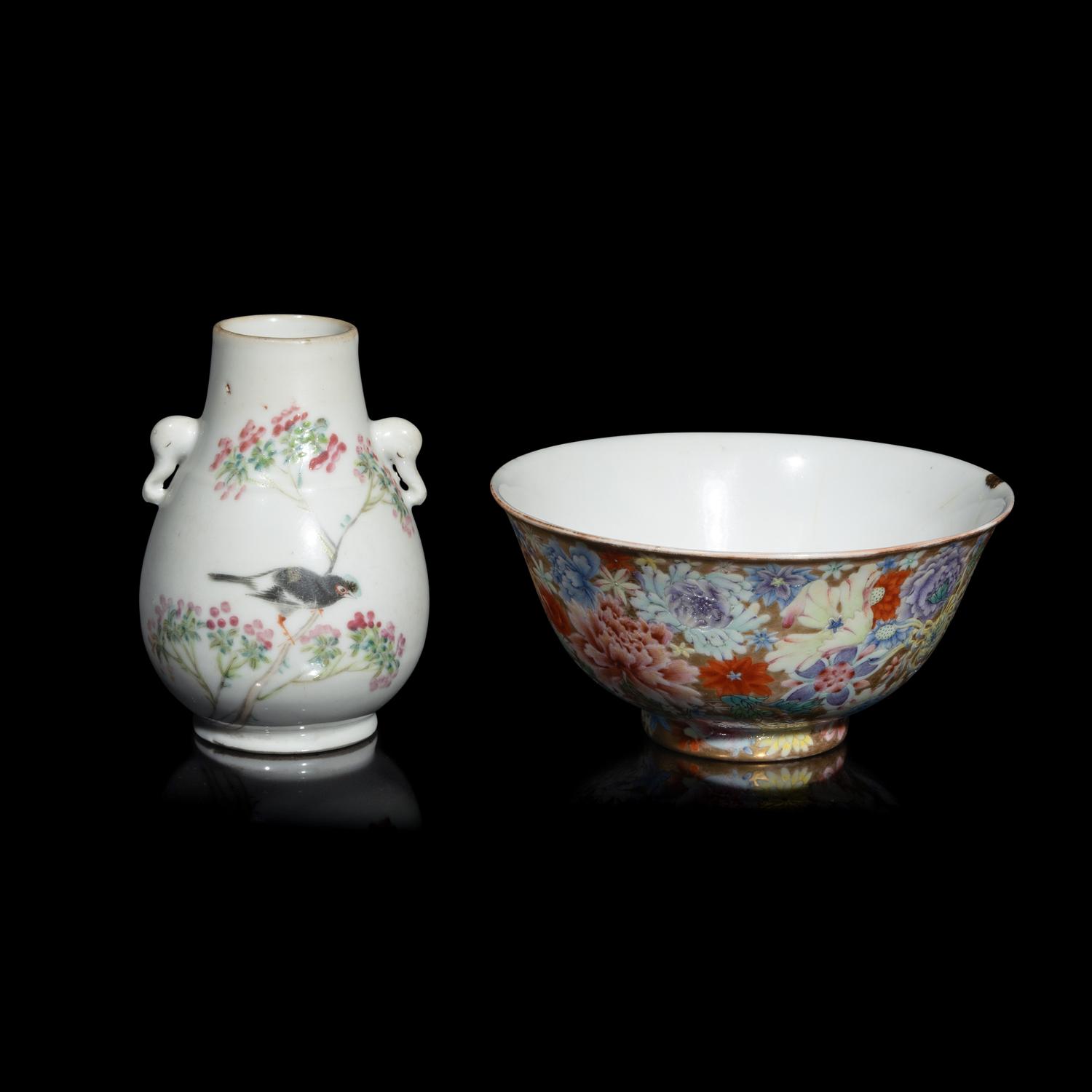Two Chinese Famille Rose Porcelain Wares, Late Qing/Republic Period 晚清/民國 粉彩花鳥紋雙耳壺及百花不落地碗
