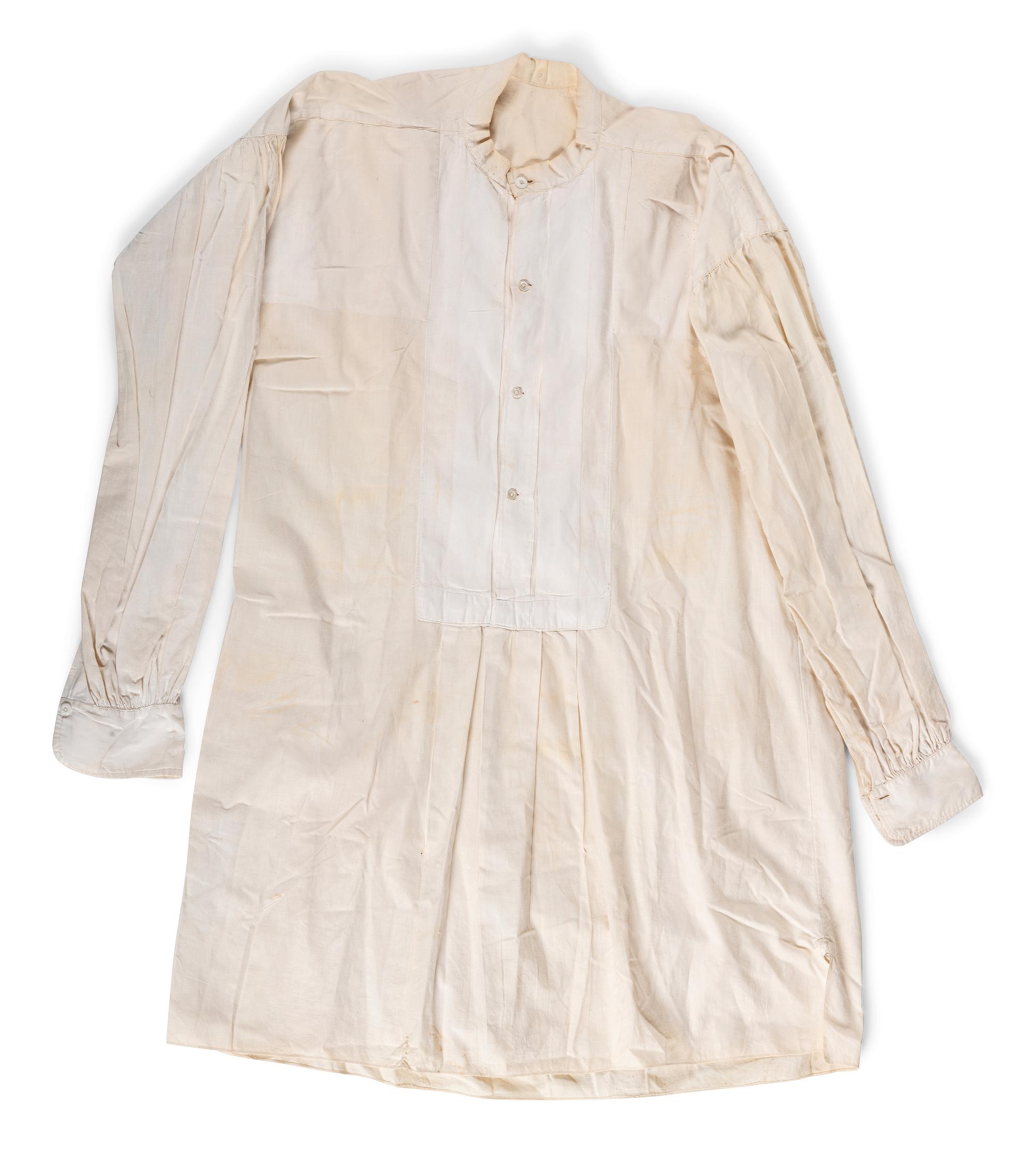 Civil War-period man's dress shirt with original buttons.