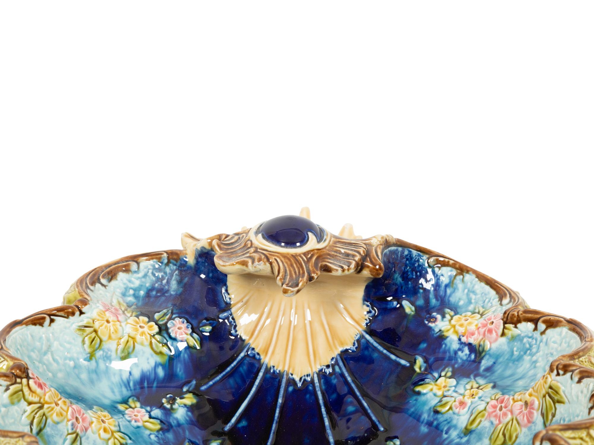 An Italian Majolica Center Piece