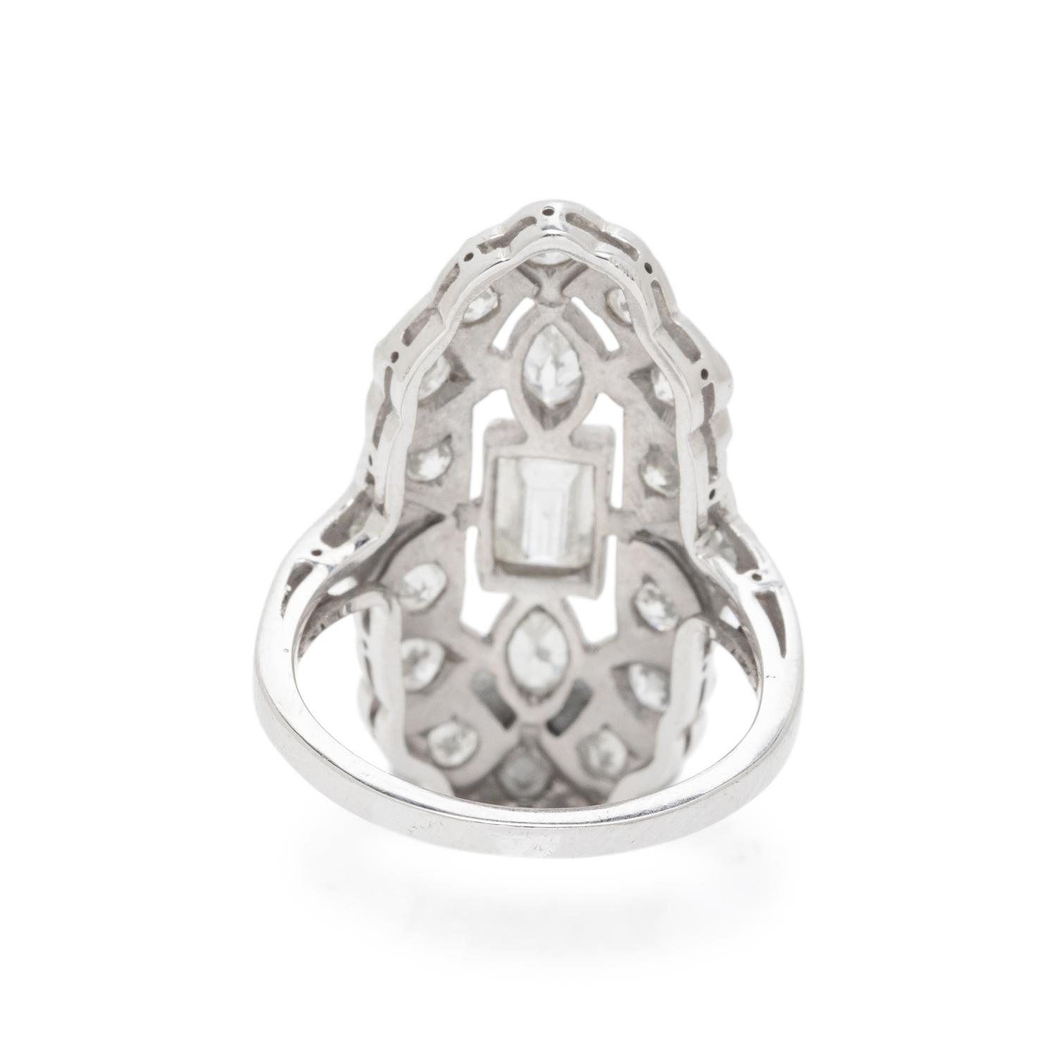 DIAMOND AND PLATINUM RING