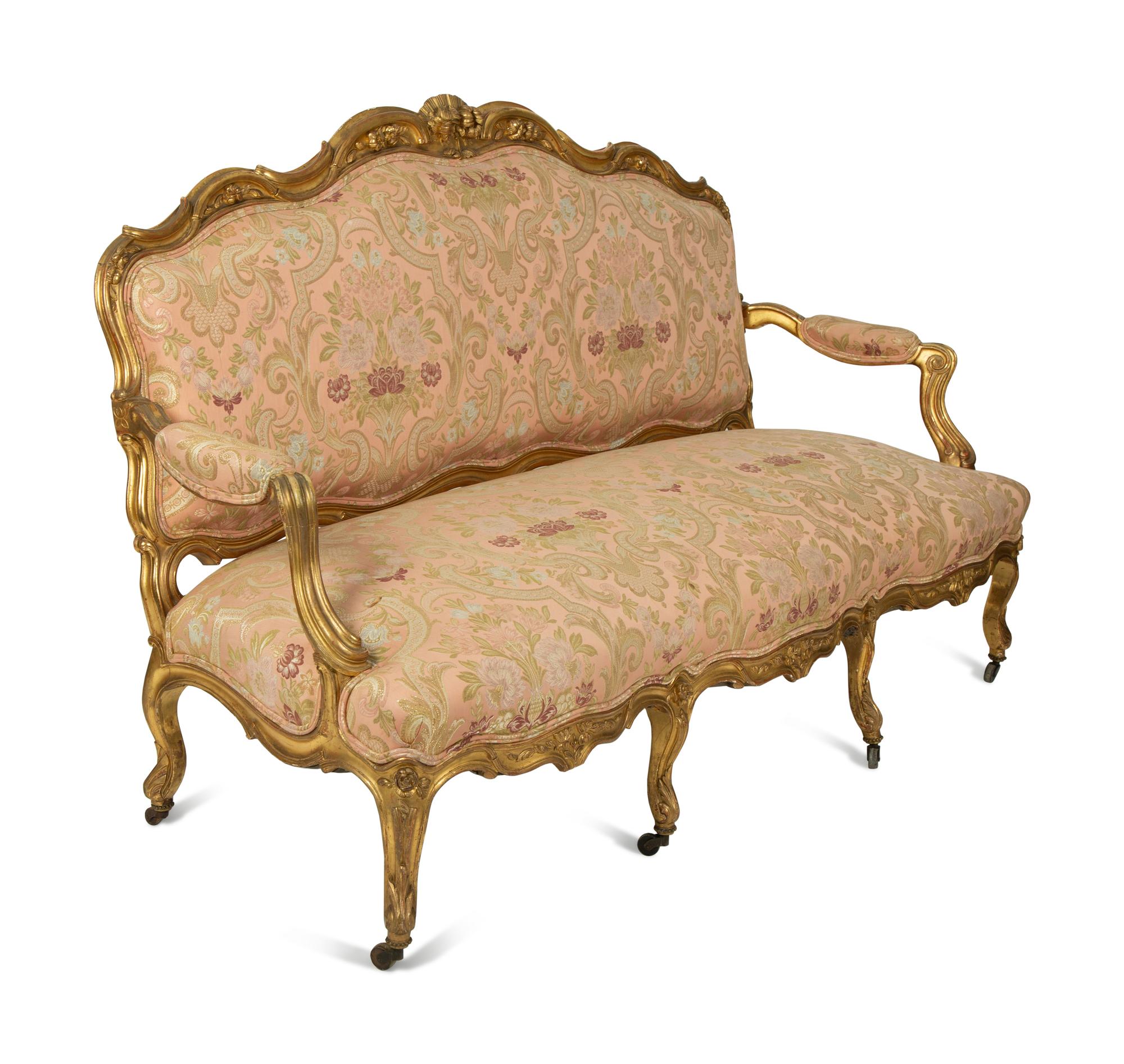 A Louis XV Style Giltwood Sofa and Pair of Fauteuils — EARLY 20TH CENTURY