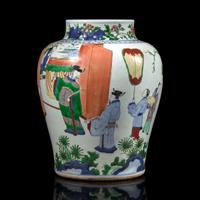 A Chinese Wucai-Decorated Porcelain Jar, 17th/18th Century — 清早期 五彩人物圖將軍罐