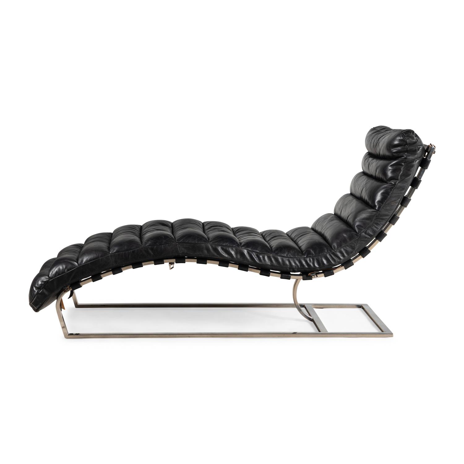 A Contemporary Black Leather and Chrome Chaise Longue
