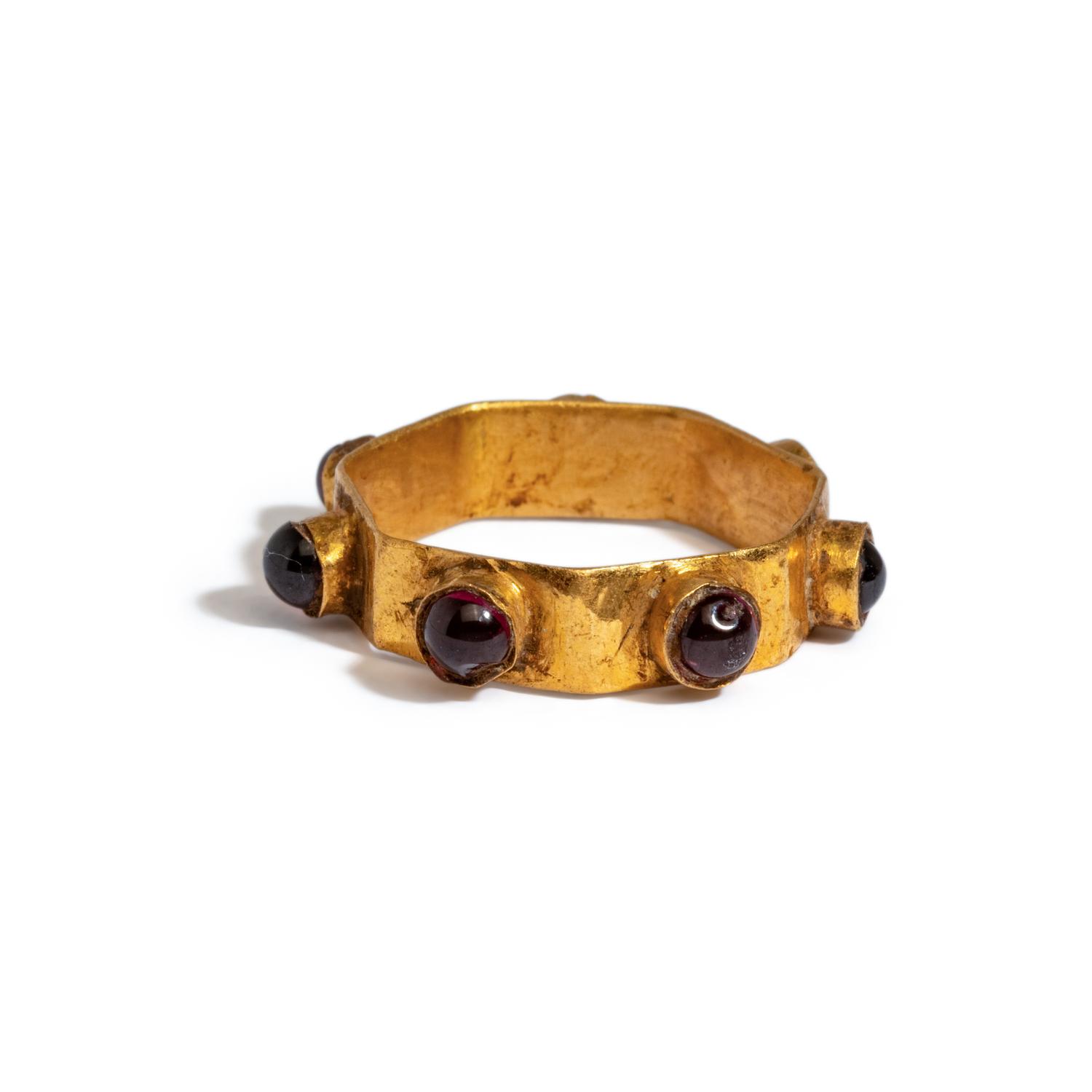 A Roman Gold and Garnet Finger Ring