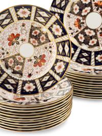 A Royal Crown Derby Porcelain Dinner Service
