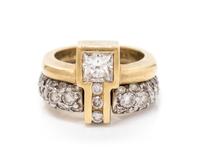 BICOLOR GOLD AND DIAMOND RING