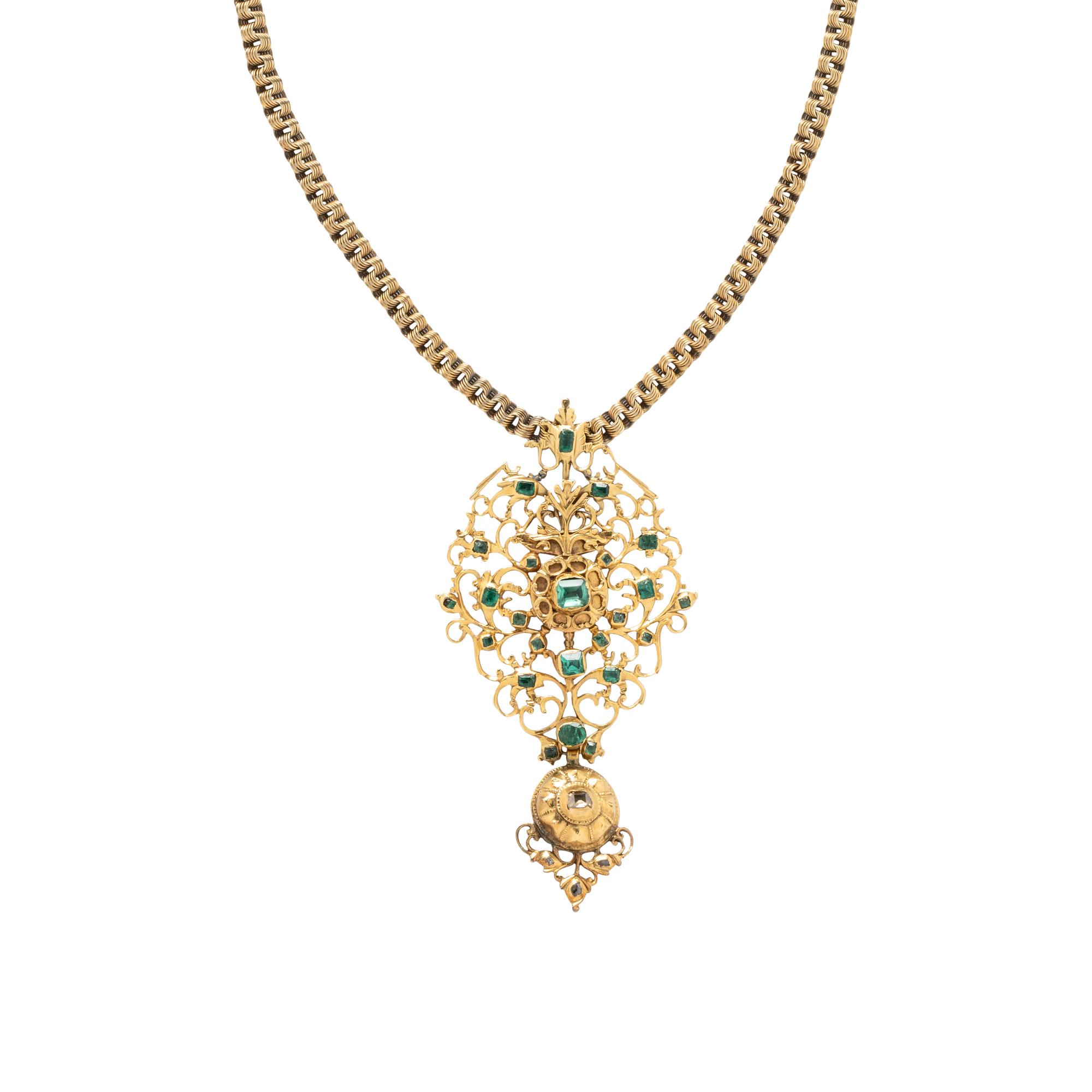 ANTIQUE, EMERALD PENDANT NECKLACE