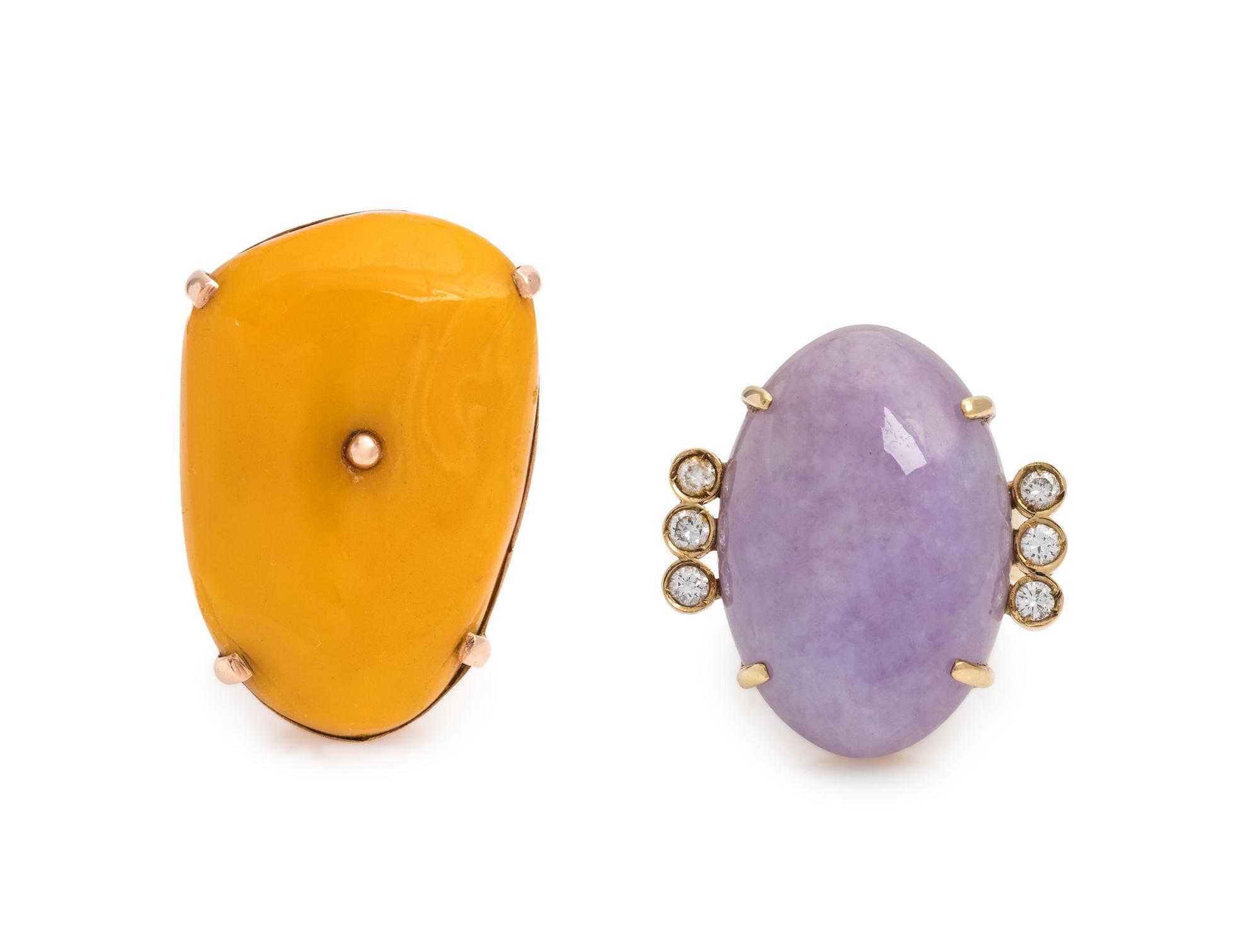COLLECTION OF GOLD AND GEMSTONE RINGS