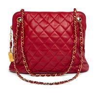 Chanel Shoulder Bag in Quilted Red Lambskin