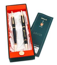 A Pelikan Golf Limited Edition Two-Pen Set