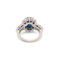 SAPPHIRE AND DIAMOND RING