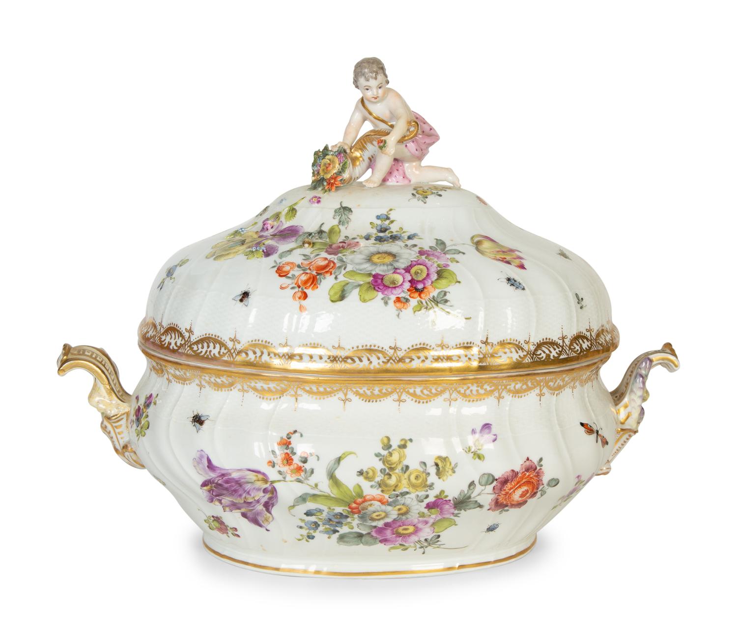 A Berlin (K.P.M.) Porcelain Covered Tureen