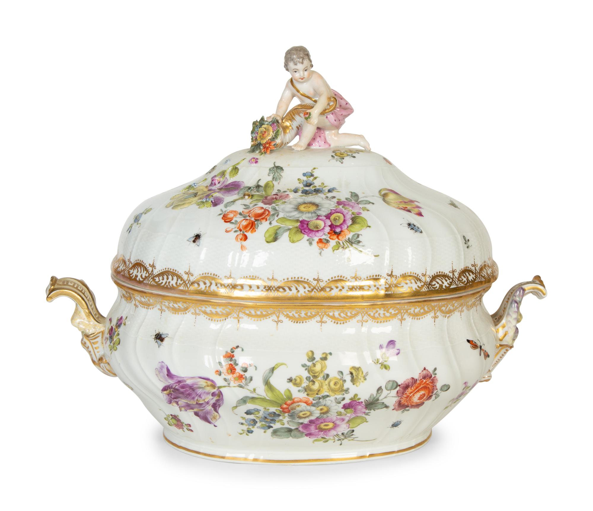 A Berlin (K.P.M.) Porcelain Covered Tureen