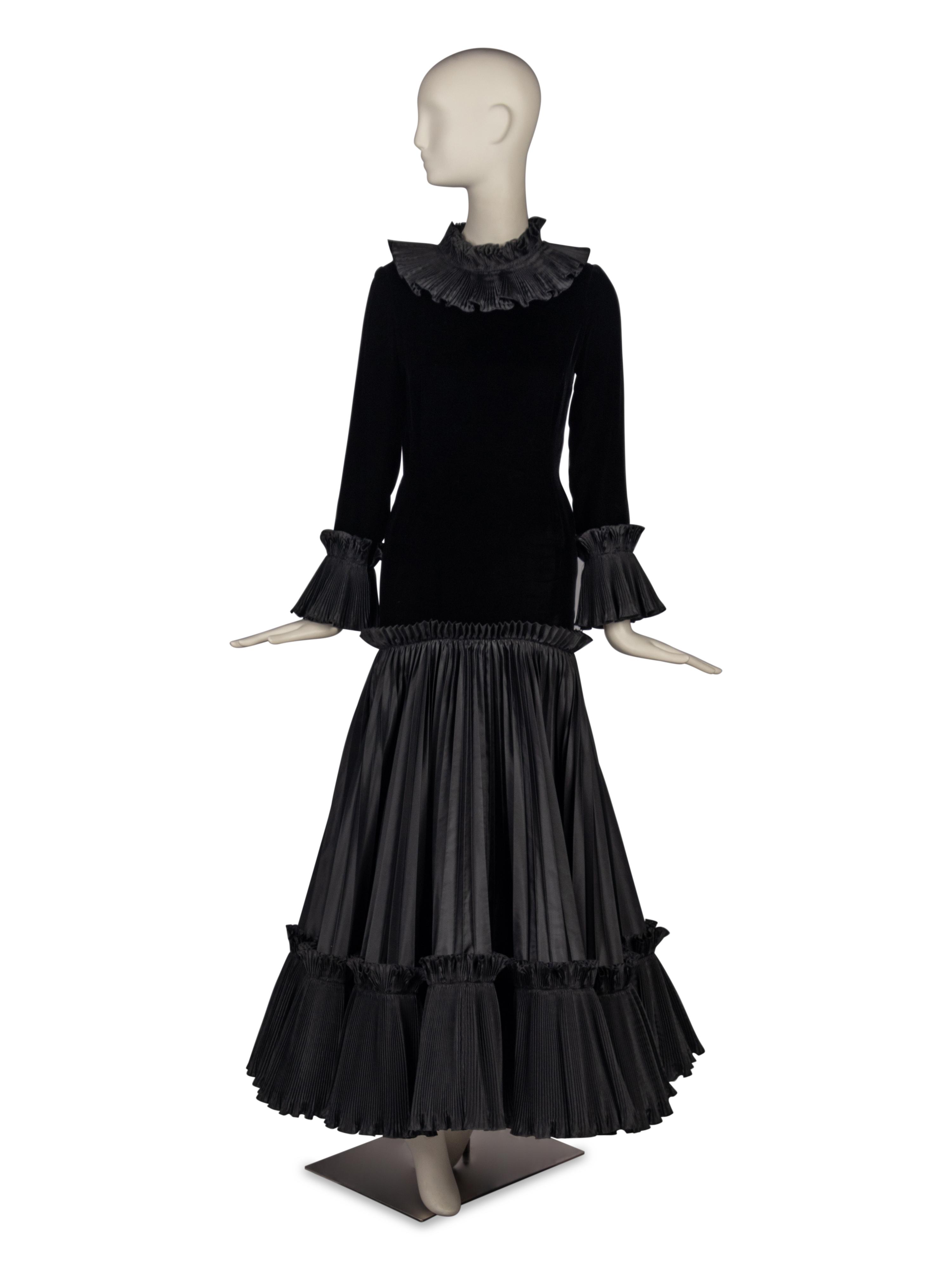 Oscar de la Renta Gown