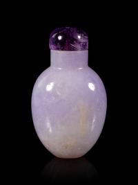 A Lavender Jadeite Snuff Bottle