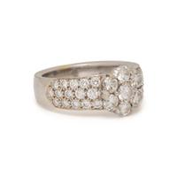 VAN CLEEF & ARPELS, WHITE GOLD AND DIAMOND 'FLEURETTE' RING