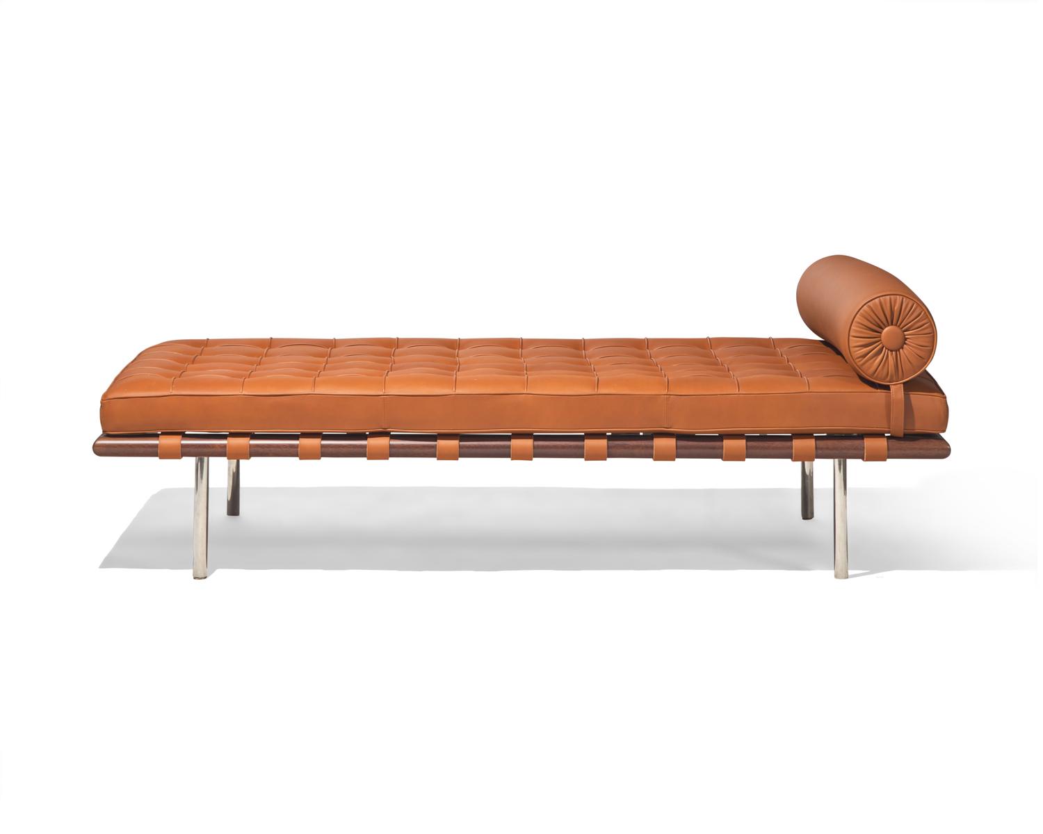 Barcelona Daybed Knoll