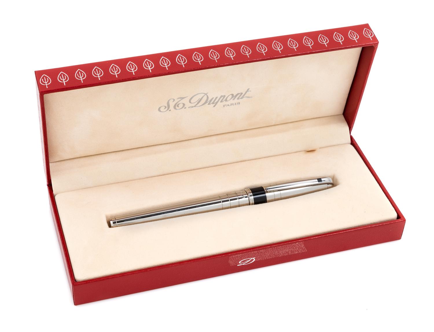 An S.T. Dupont Abstraction Limited Edition Fountain Pen