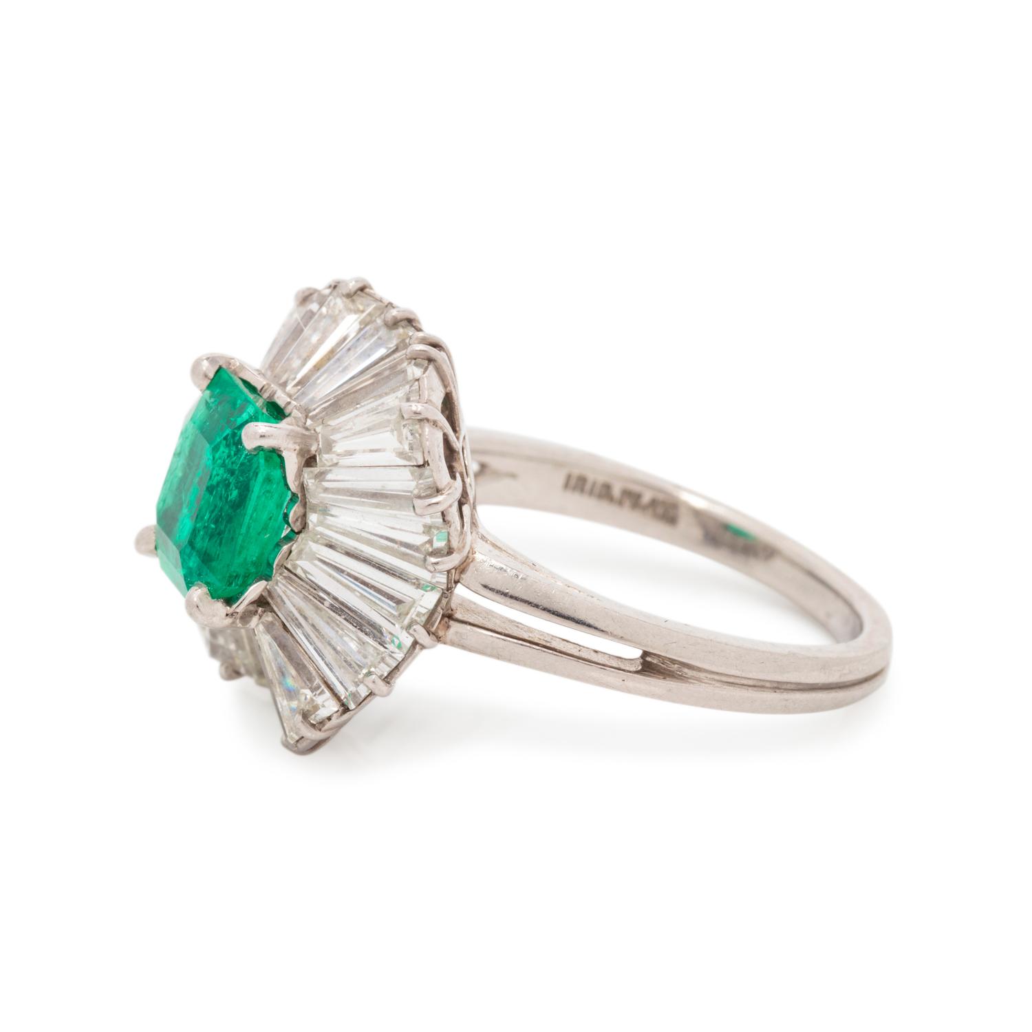 EMERALD AND DIAMOND RING