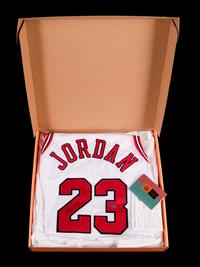 A Michael Jordan Chicago Bulls Signed Autograph Authentic Home 23 Nike Jersey (Upper Deck Authenticated)
