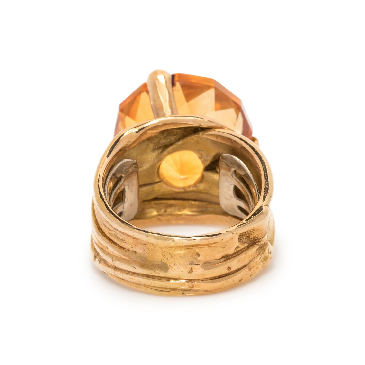 ANGELA PINTALDI, YELLOW GOLD AND CITRINE RING