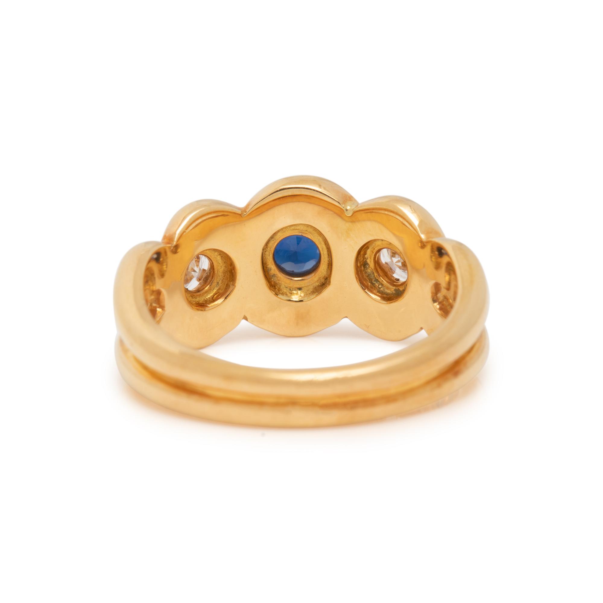 YELLOW GOLD, SAPPHIRE AND DIAMOND RING