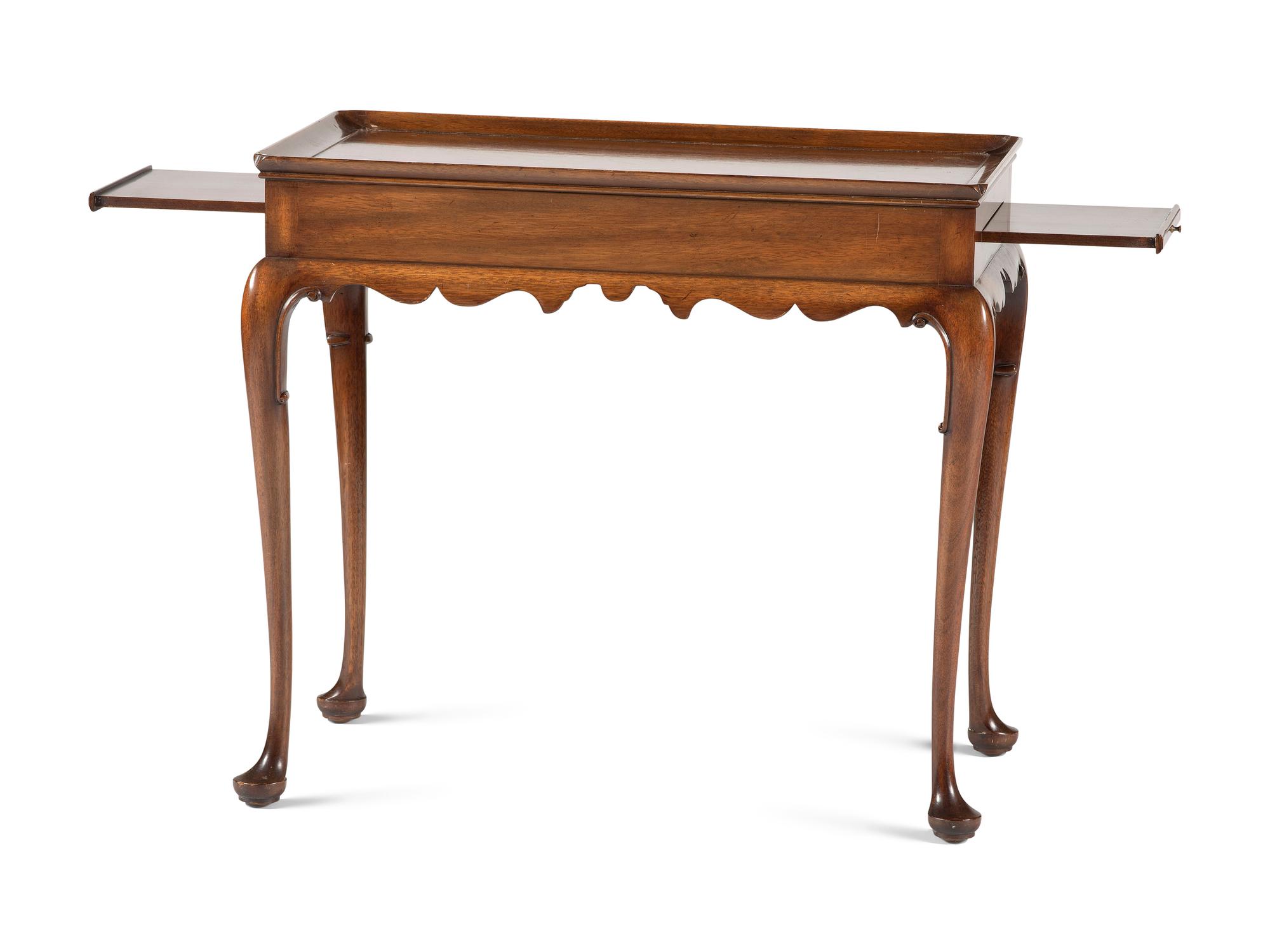 A Kittinger Colonial Williamsburg Mahogany Tea Table