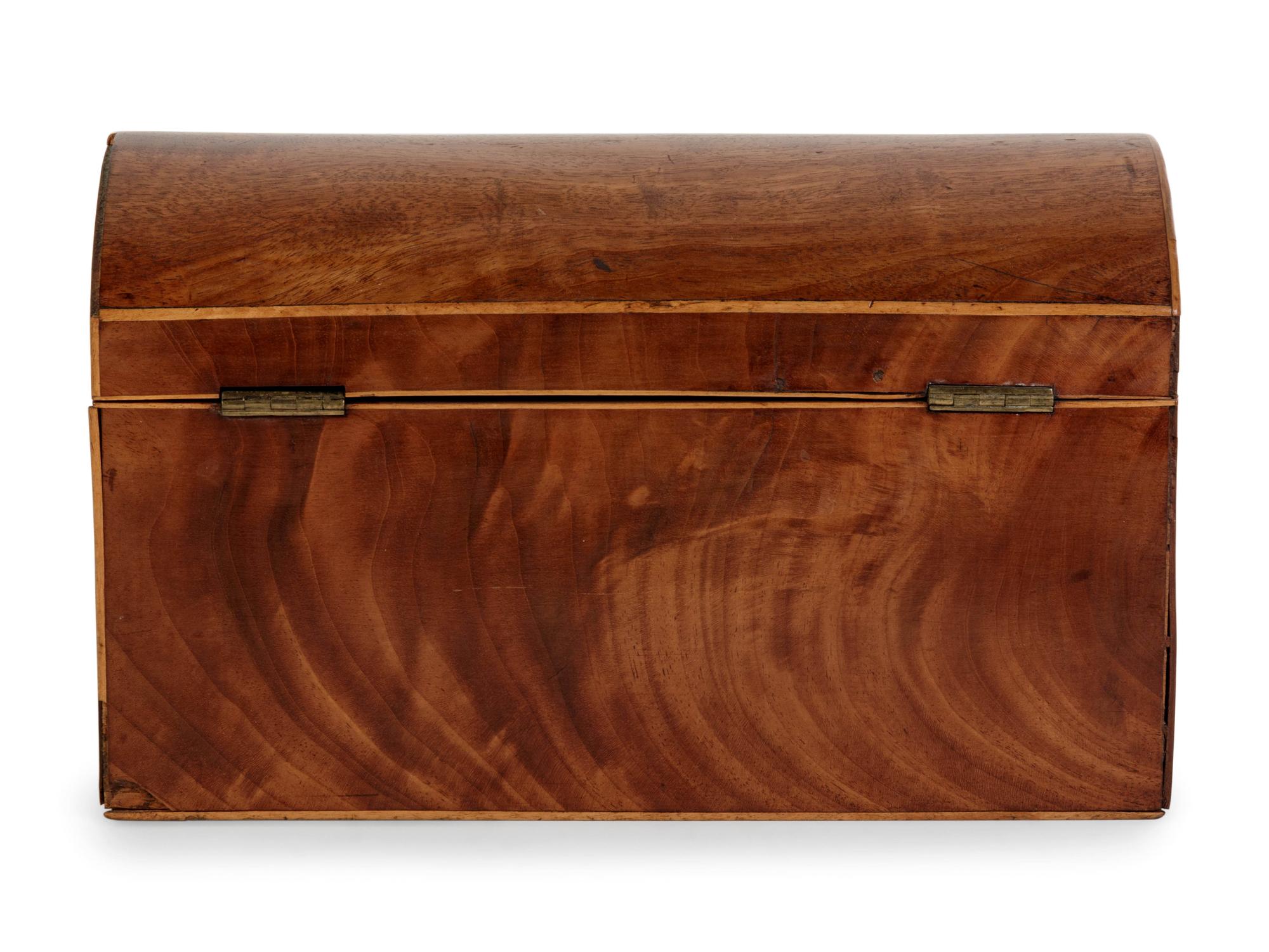 A Regency Mahogany Tea Caddy