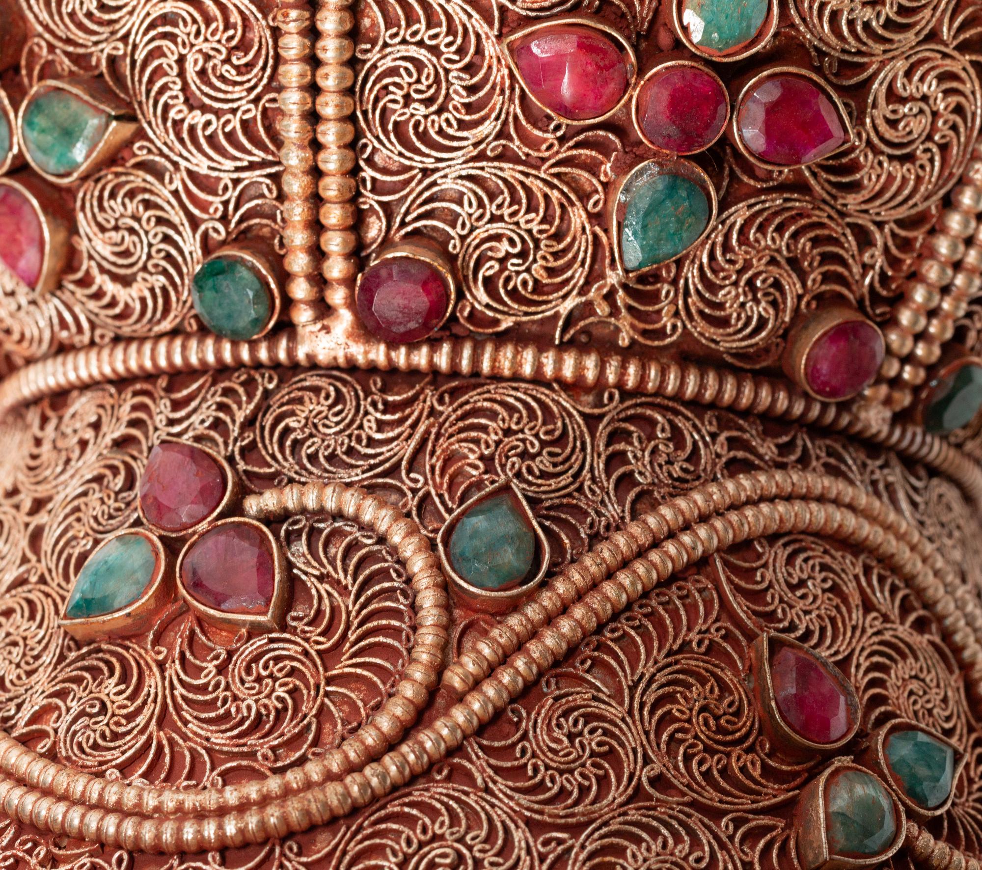 A Pair of Tibetan Style Gilt Filigree, Emerald and Ruby Mounted Rock Crystal Bowls with Covers