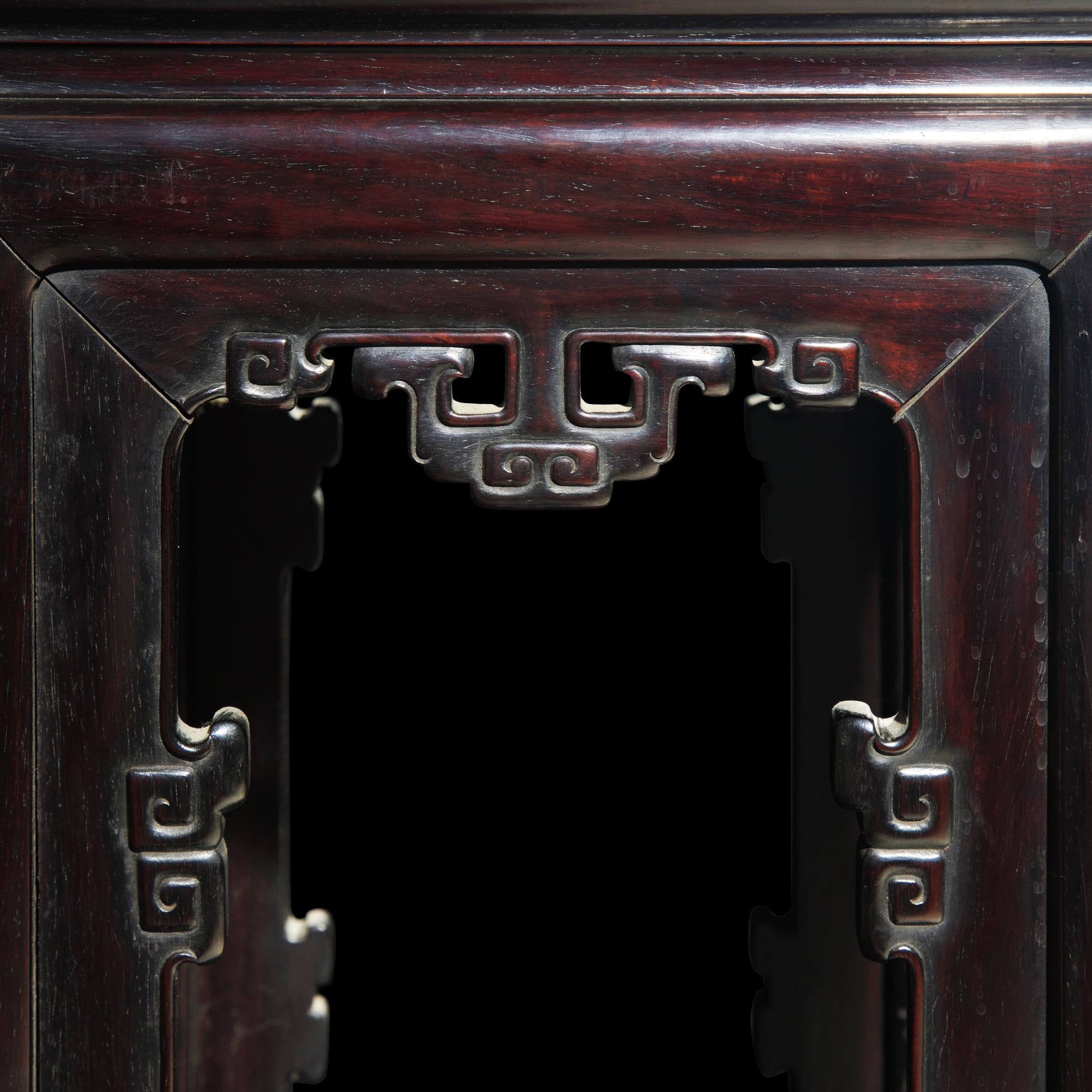 A Pair of Chinese Hong Mu , Incense Stands, 19th Century 清晚期 紅木拐子龍紋香幾一對