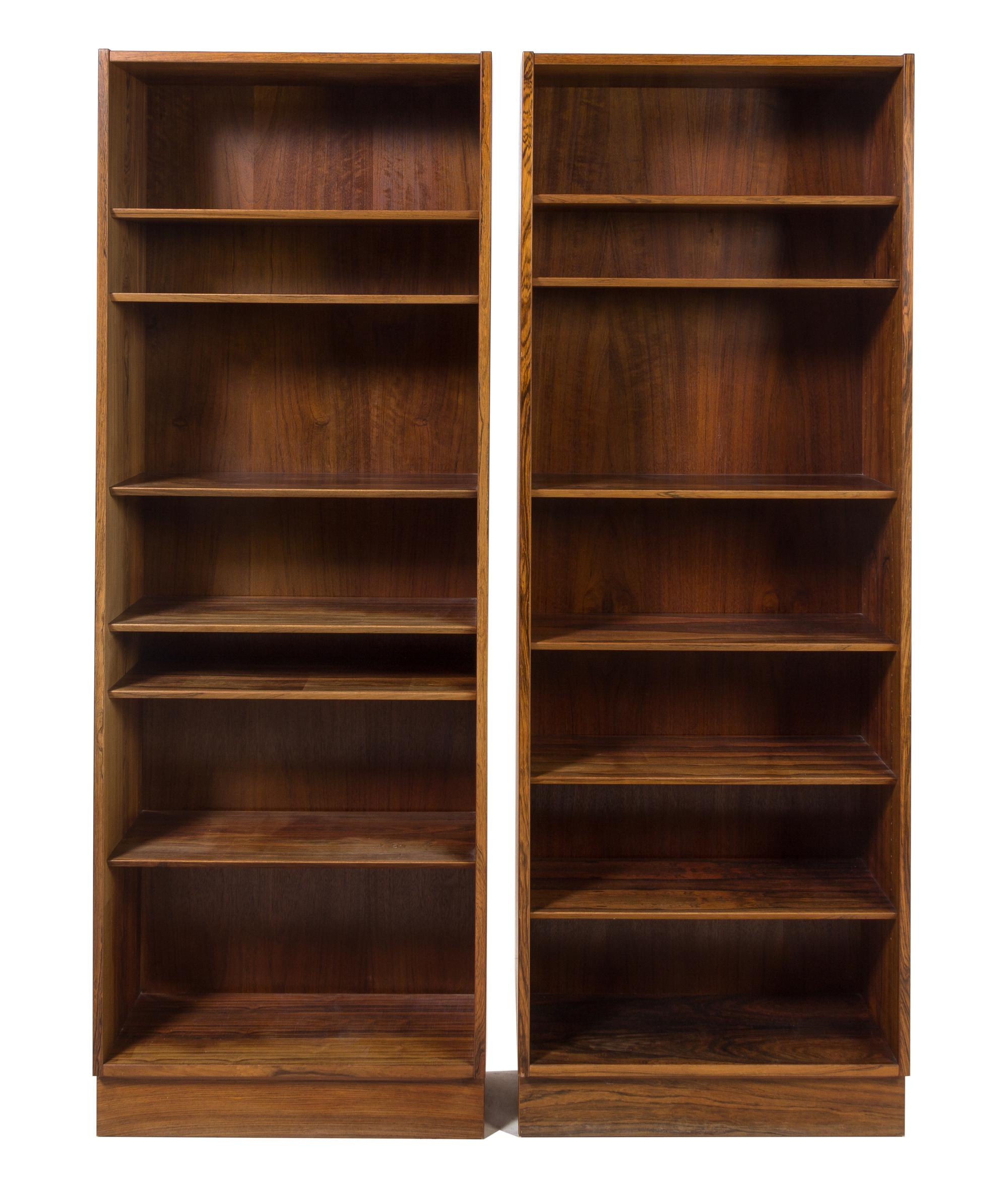 Poul Hundevad, HUNDEVAD & CO., c.1960, a pair of bookshelves