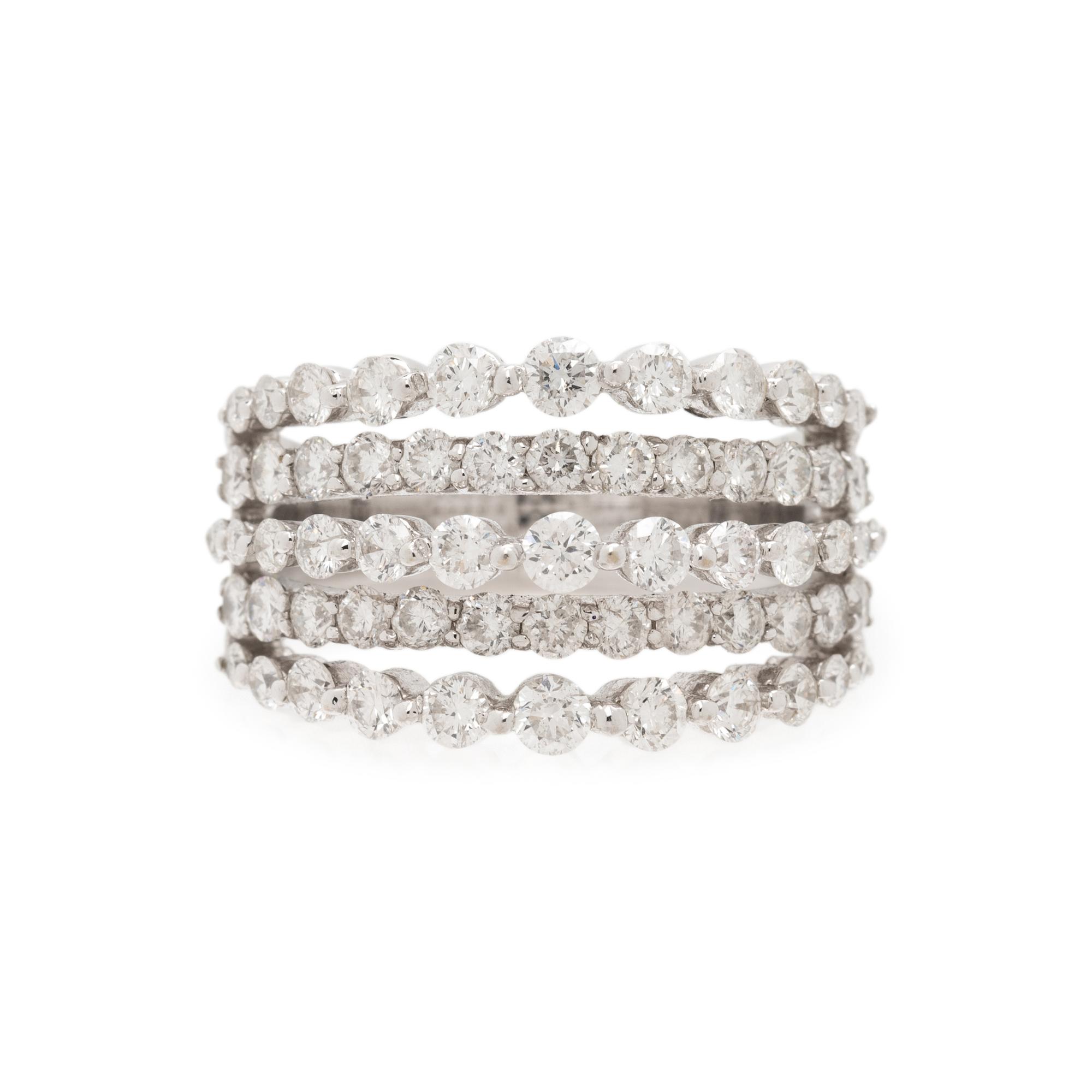 WHITE GOLD AND DIAMOND RING