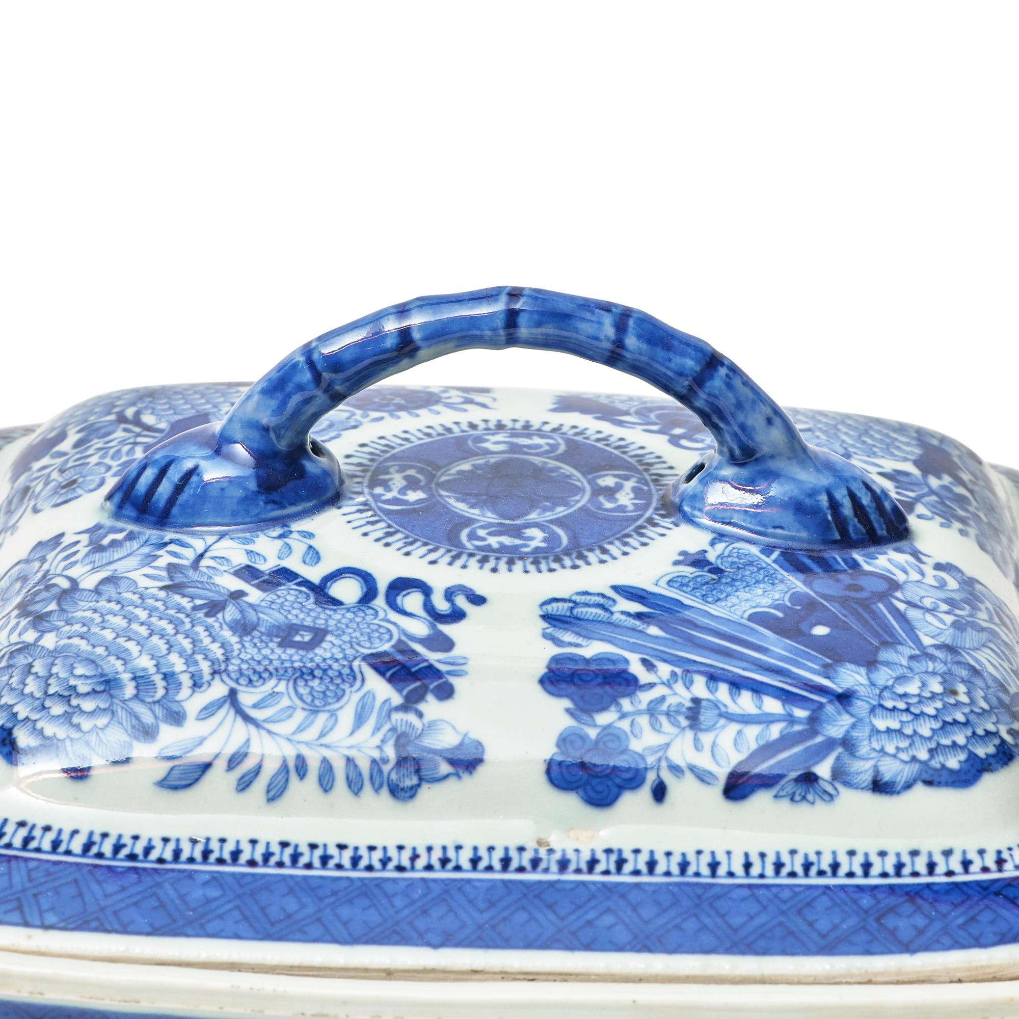 A Group of Four Chinese Export Porcelain Fitzhugh Tablewares