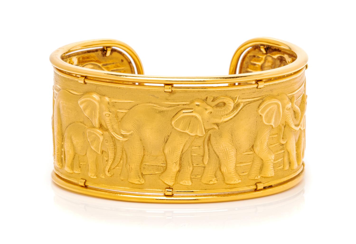 An 18 Karat Yellow Gold Elephant Motif Cuff Bracelet, Carrera y Carrera, 25.65 dwts.