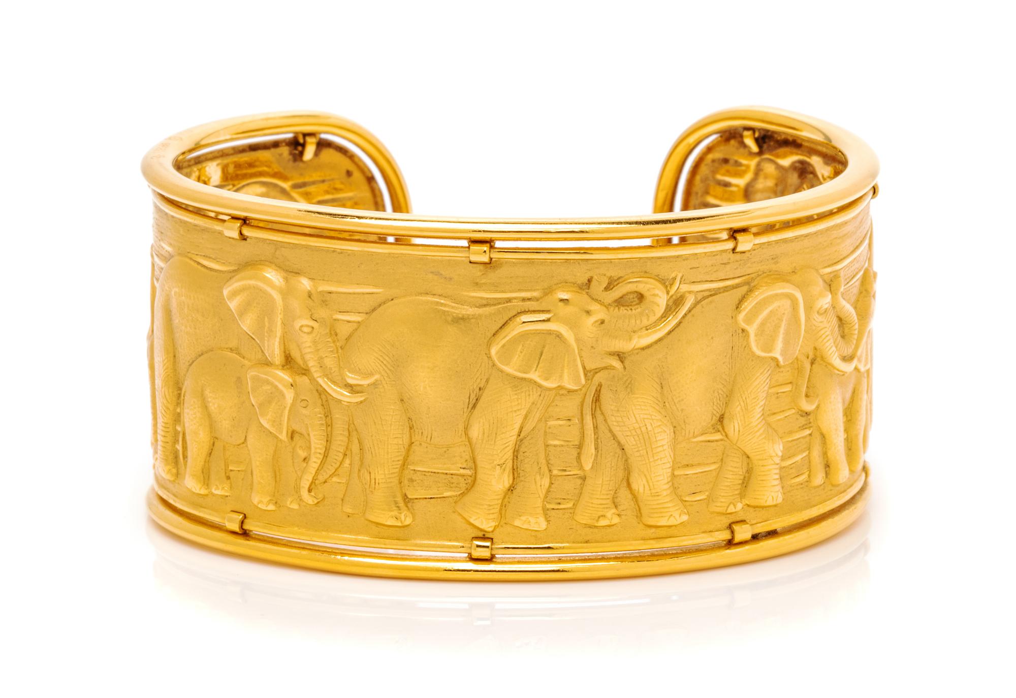 An 18 Karat Yellow Gold Elephant Motif Cuff Bracelet, Carrera y Carrera, 25.65 dwts.