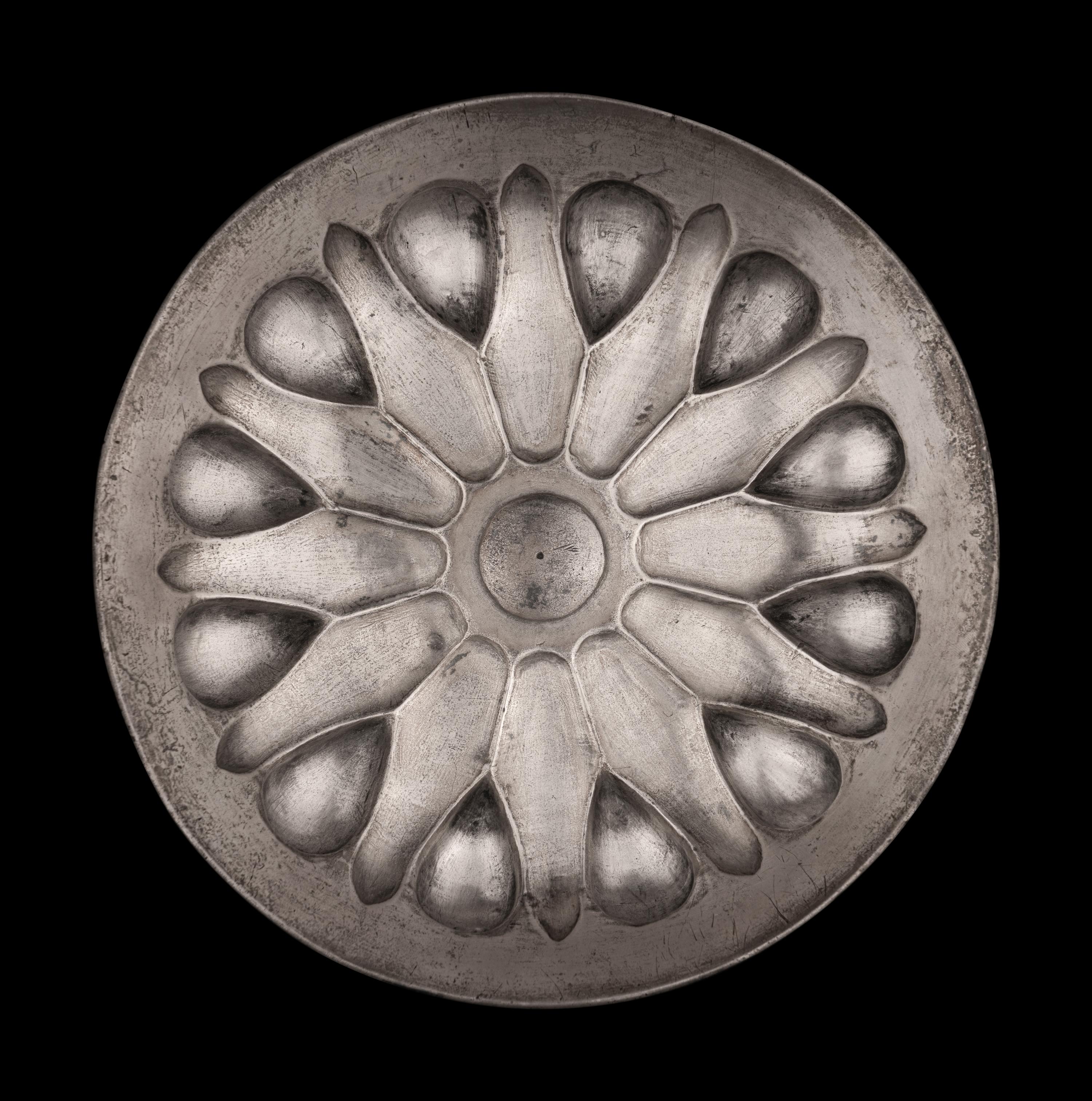 An Achaemenid Silver Phiale