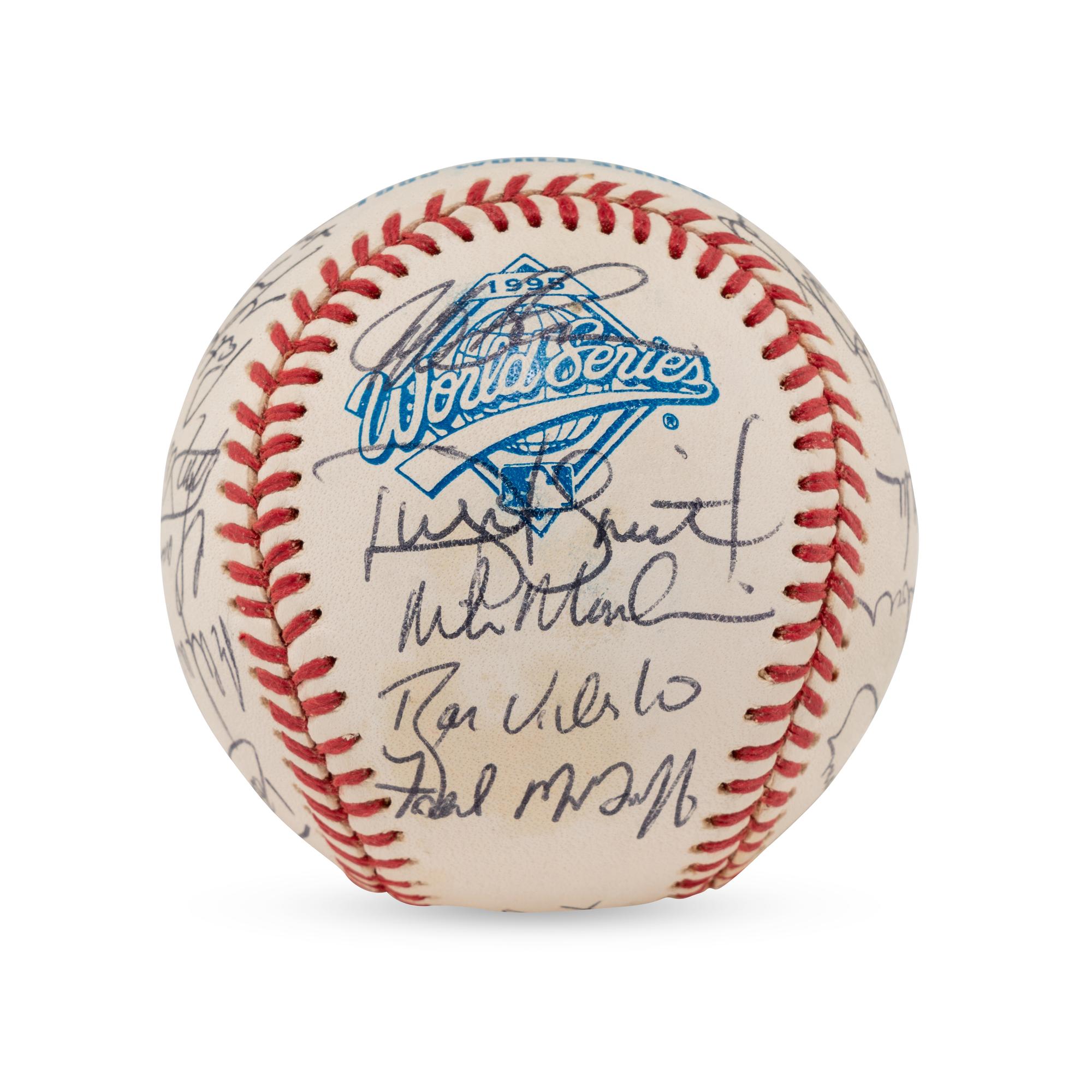 A 1995 World Series Champions Atlanta Braves Team Signed Autograph Baseball (Beckett Authentication Services Letter of Authenticity)