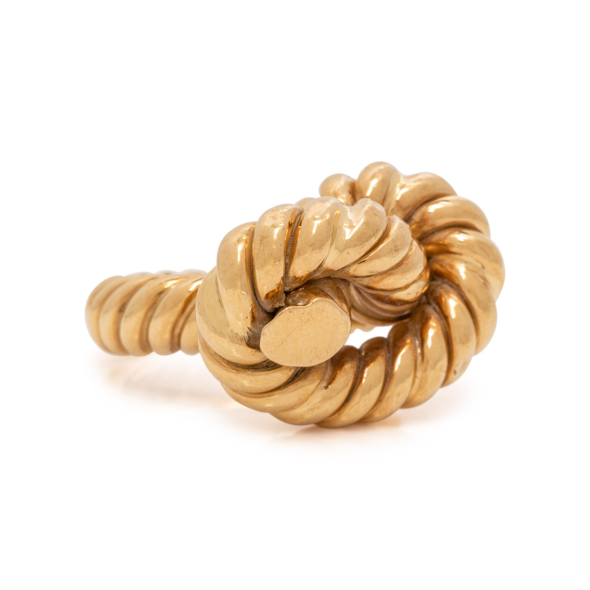 YELLOW GOLD KNOT CLIP EARRINGS AND RING
