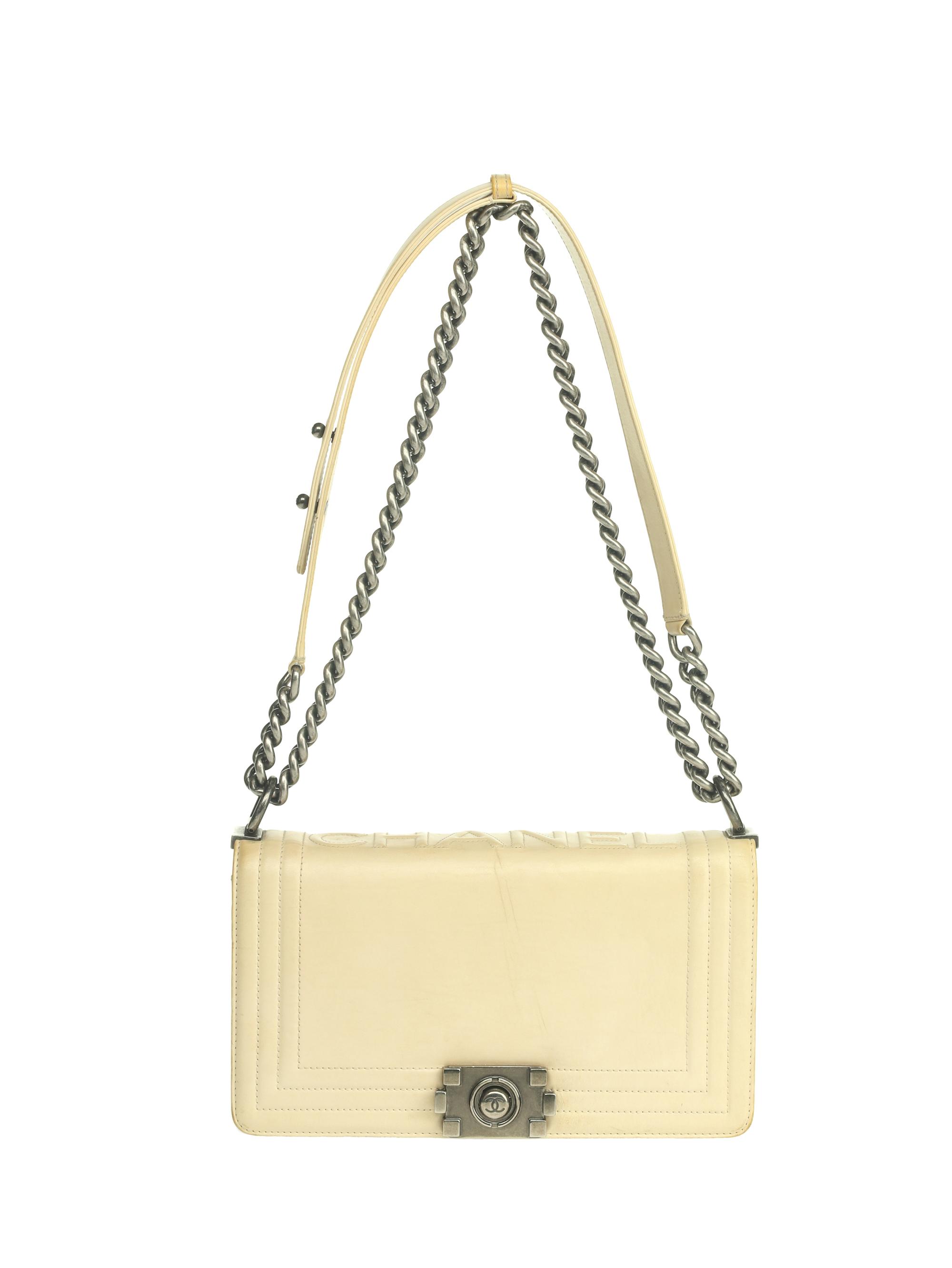 CHANEL, MEDIUM BOY BAG