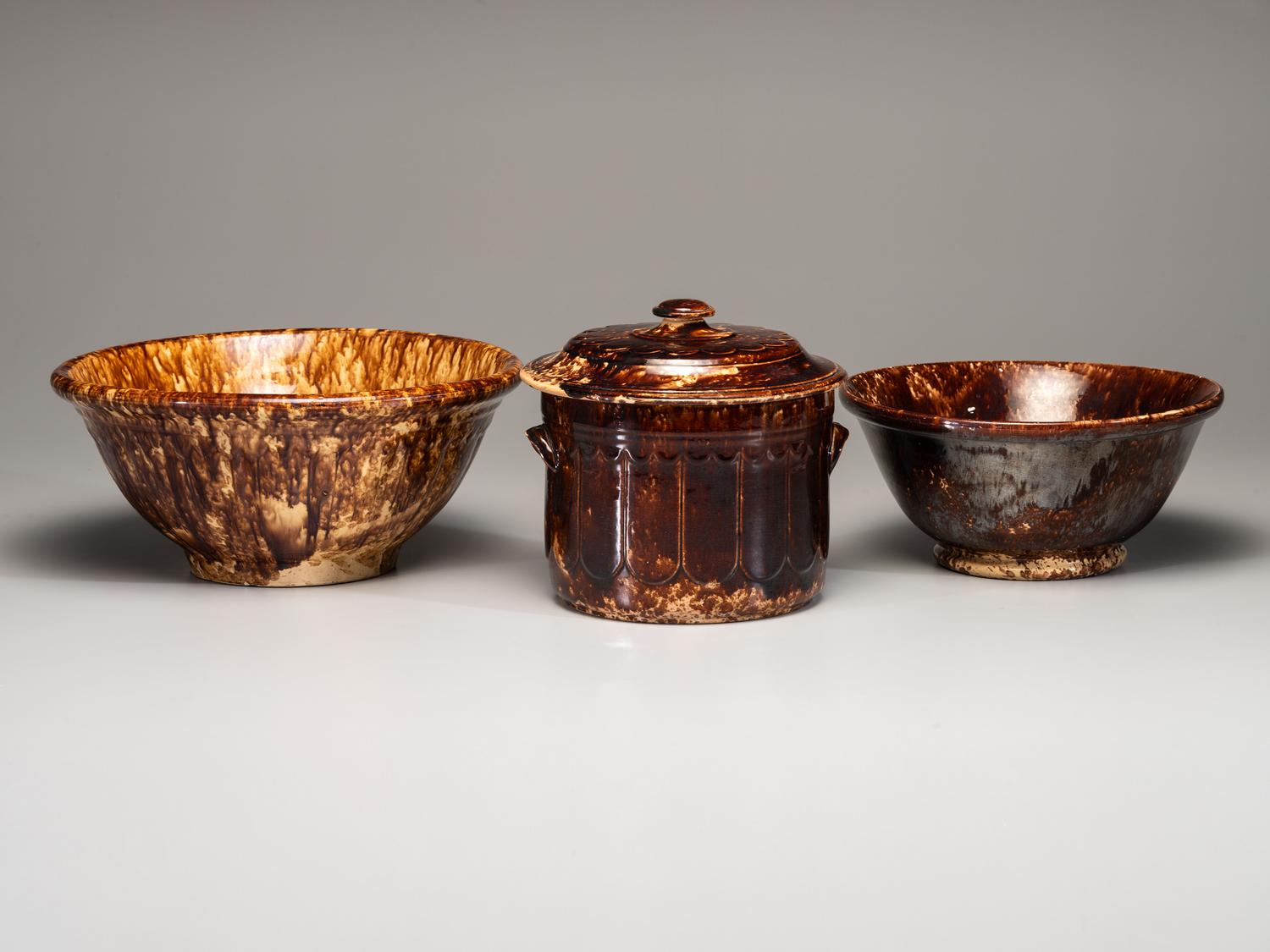 Fourteen Rockingham Glaze Articles