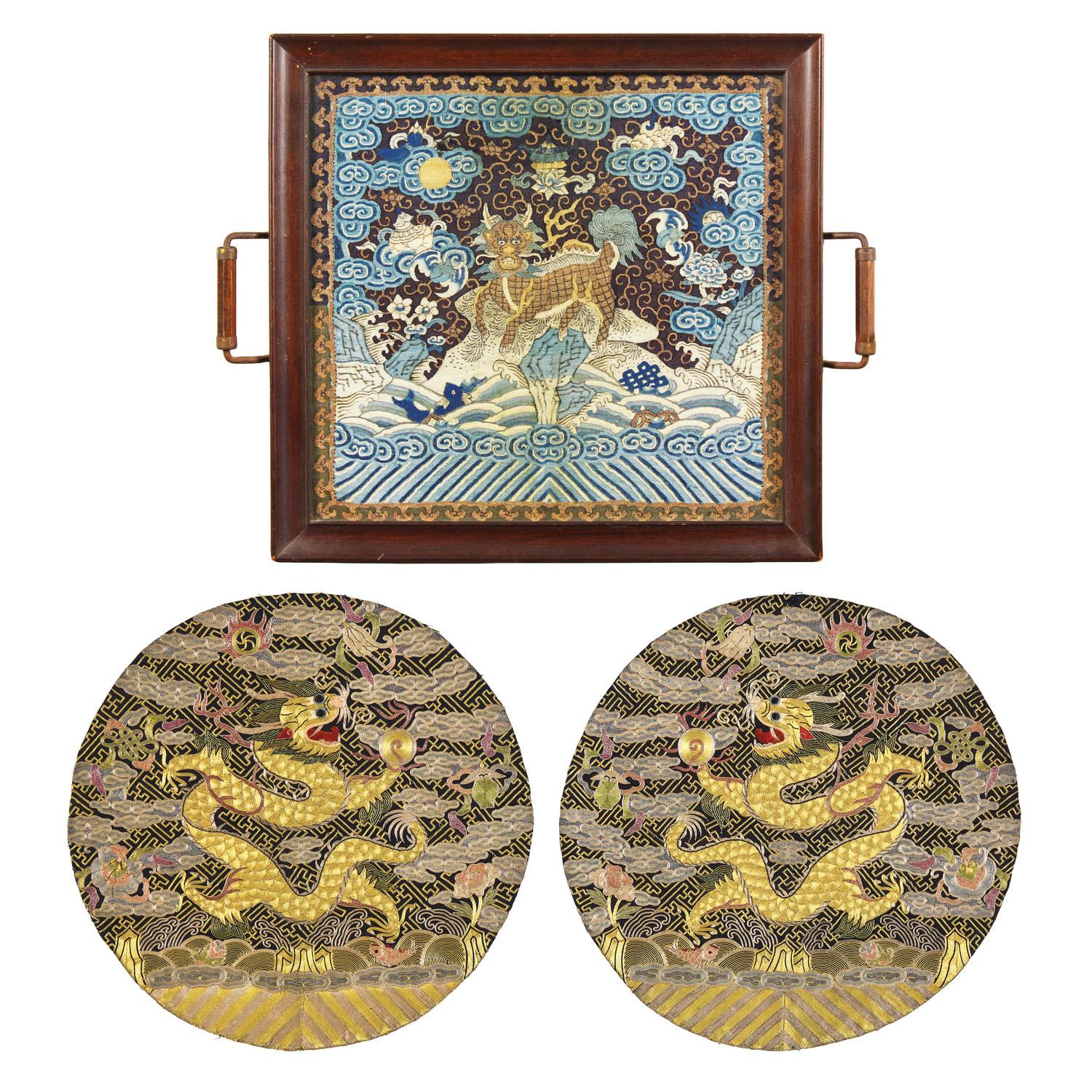 Two Chinese 'Dragon' Roundels and a First Military Rank Qilin Badge, 19th-Early 20th Century 清晚期 團龍紋綉片及補子一組三件