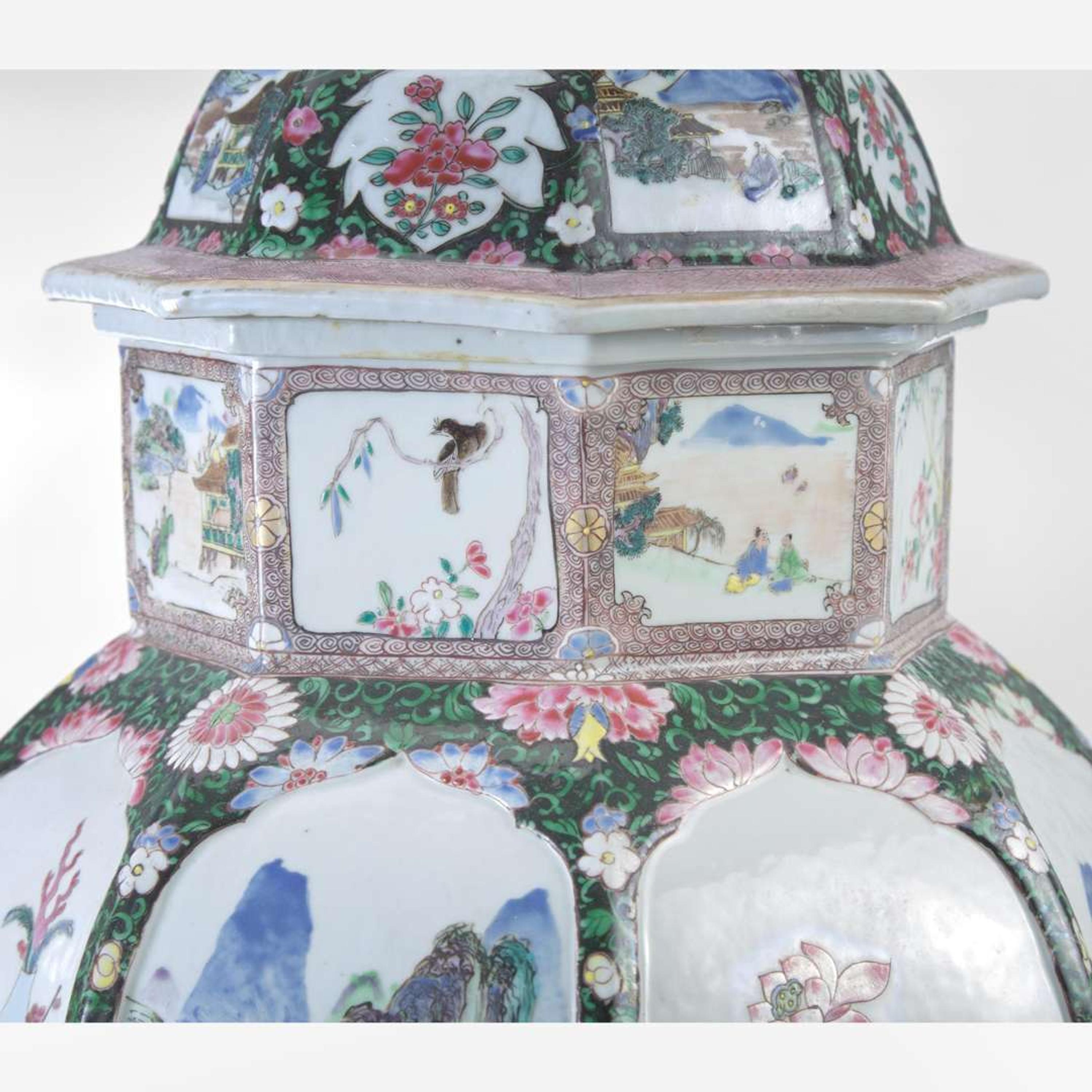 An impressive associated pair of famille rose-decorated porcelain large jars and covers ?????????? ????