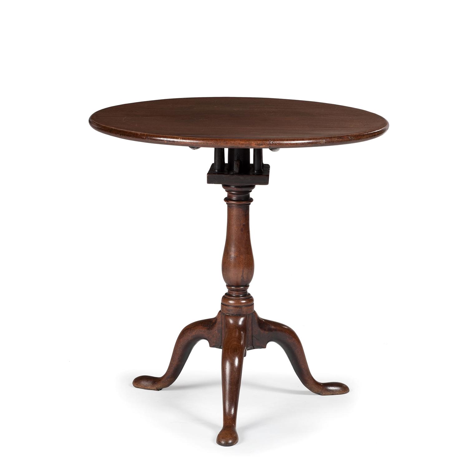 An English Mahogany Tilt Top Table