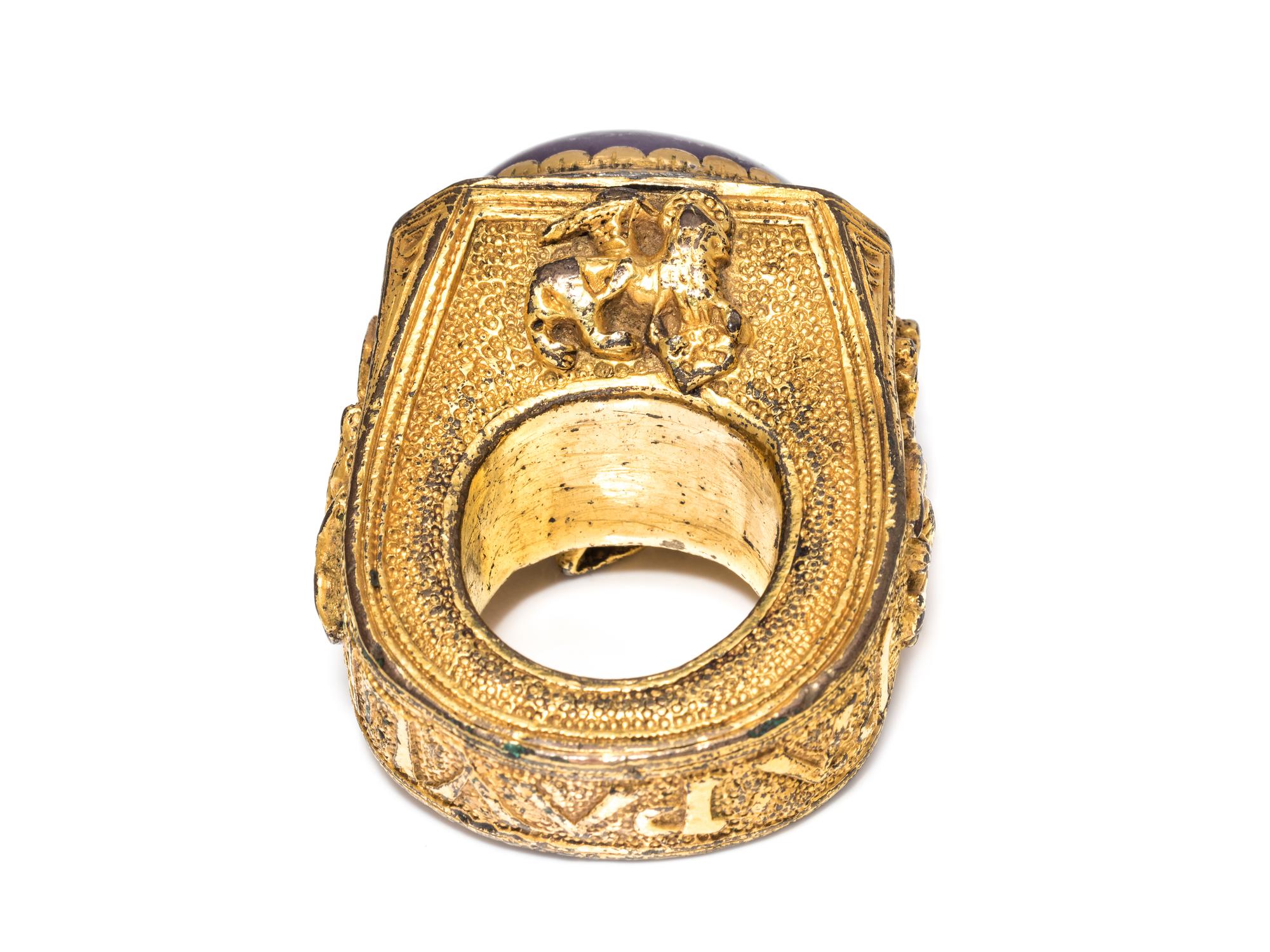 A Gilt Bronze Amethyst-Inset Papal Ring of Pope Paul V