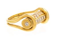 A Yellow Gold and Diamond Ring, 5.50 dwts.