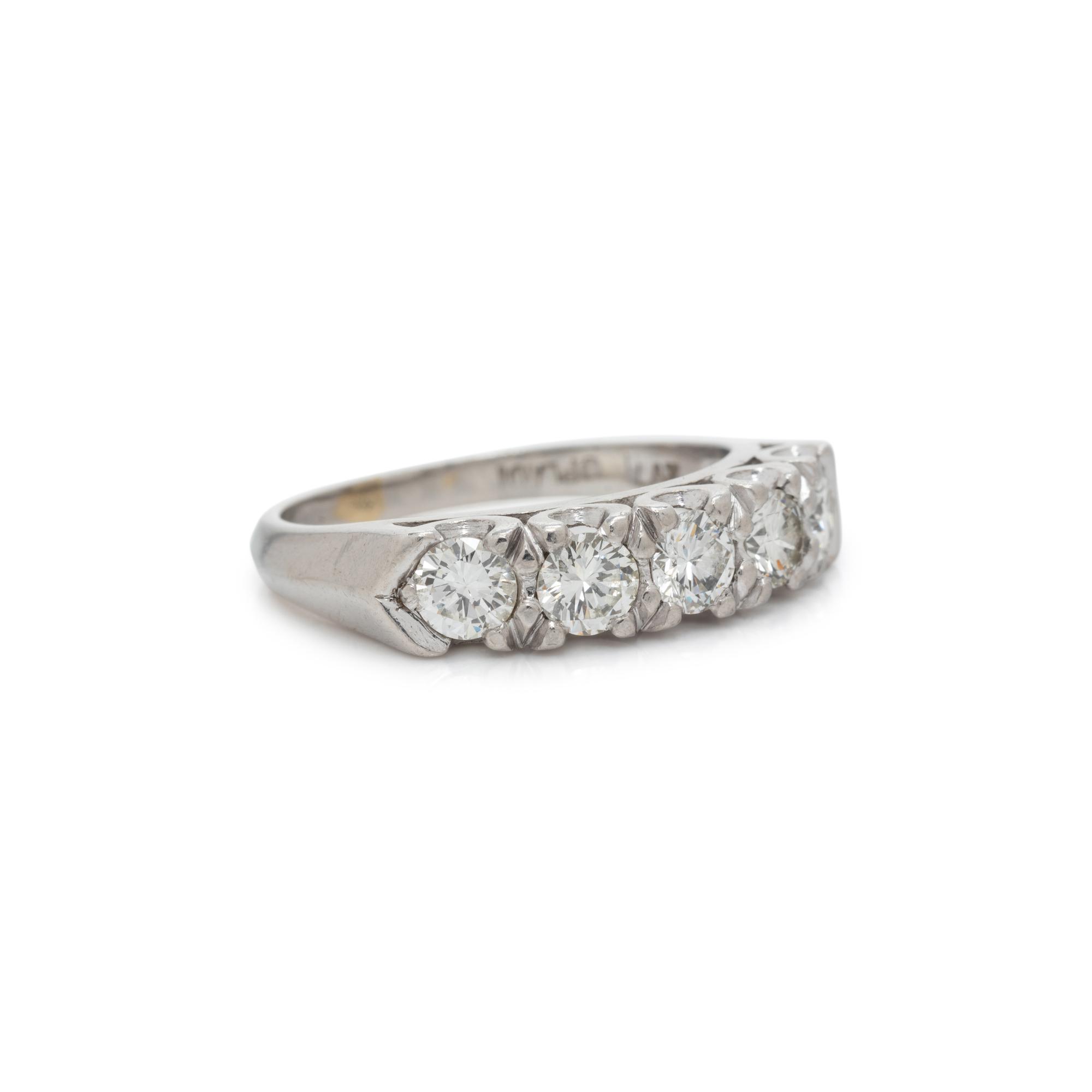 DIAMOND RING